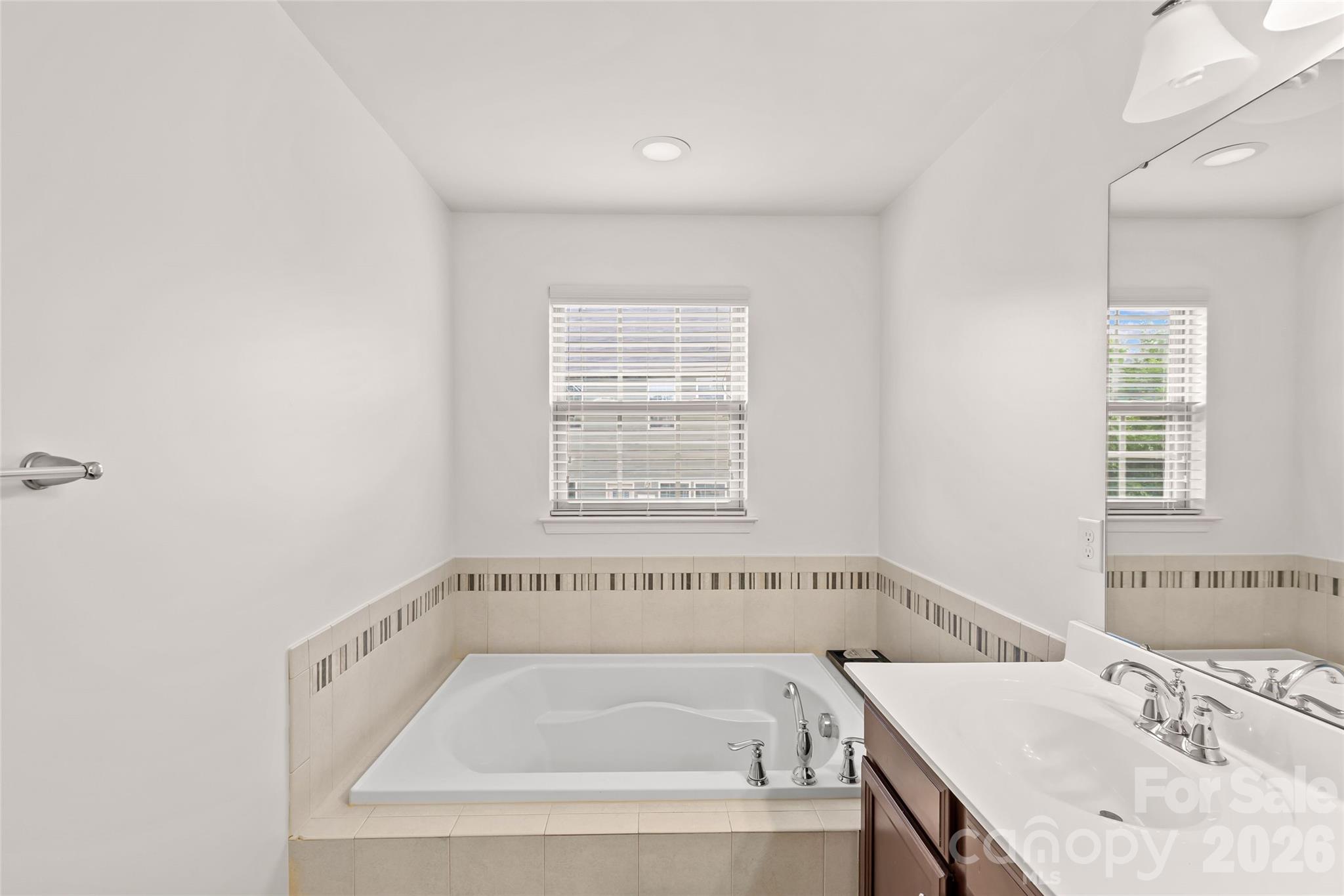 2435 Alyssa Lane — Charlotte