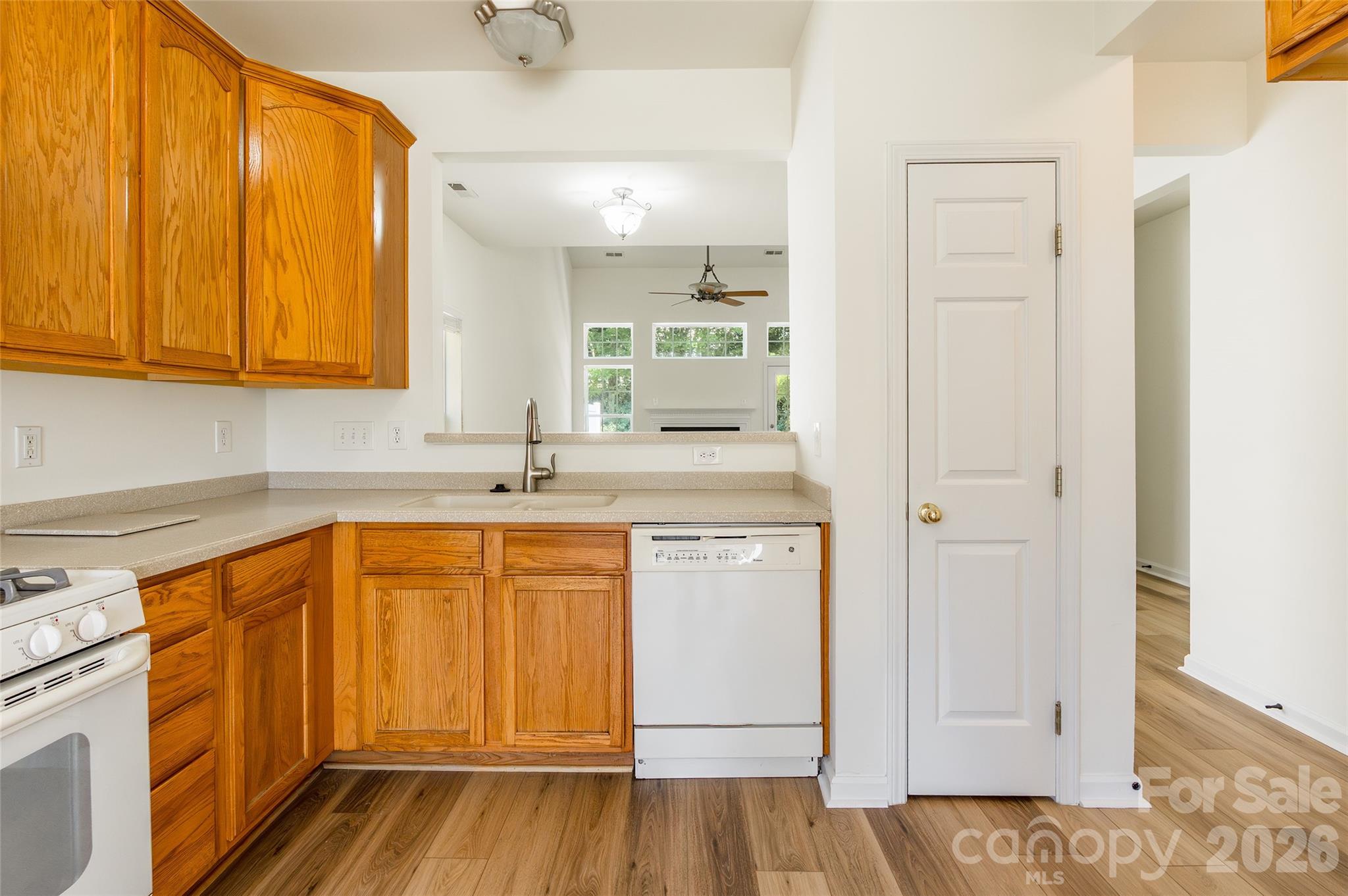 130 Autumn Falls Drive — Lake Wylie