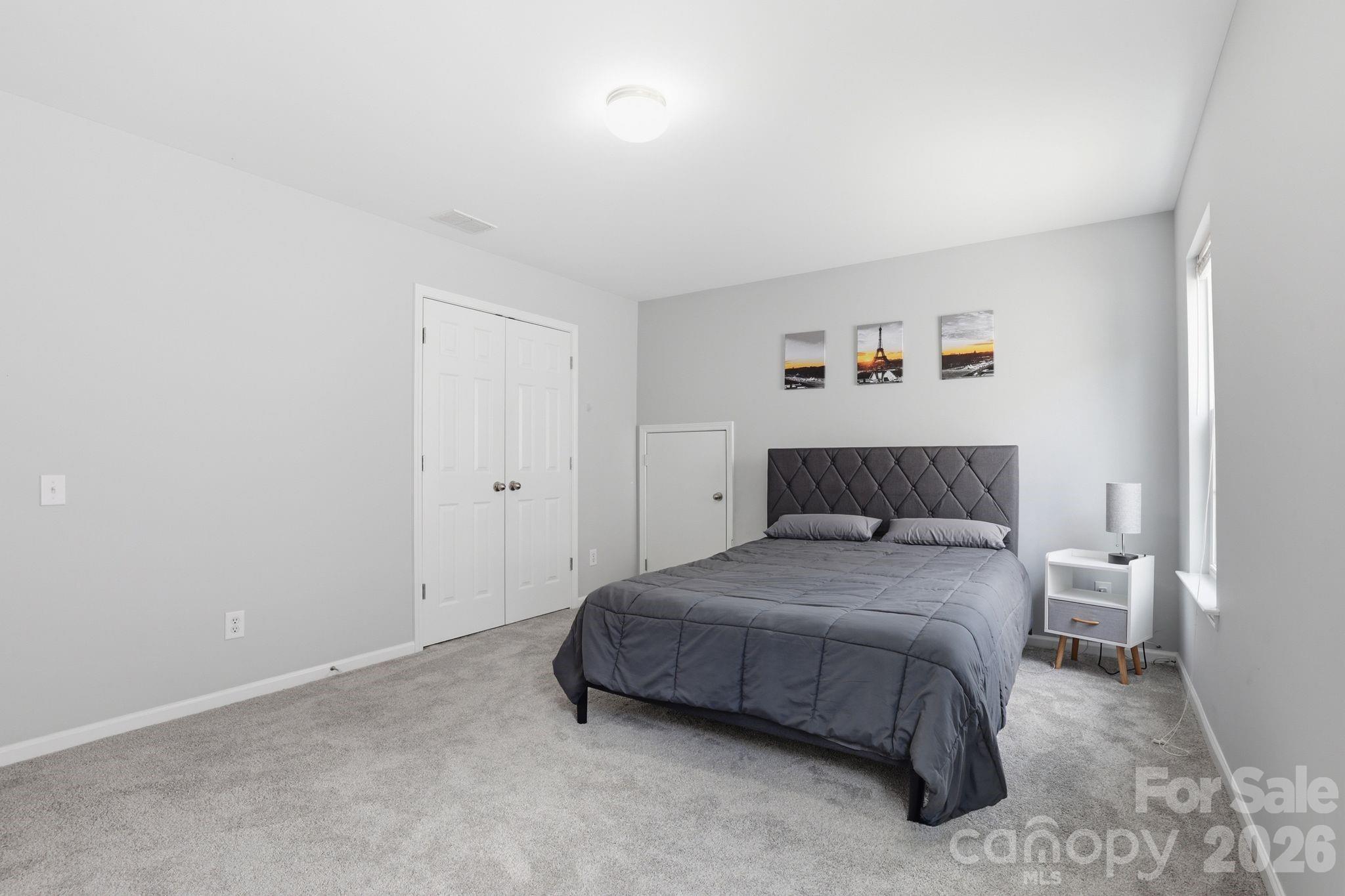 11030 Holm Oak Place — Charlotte