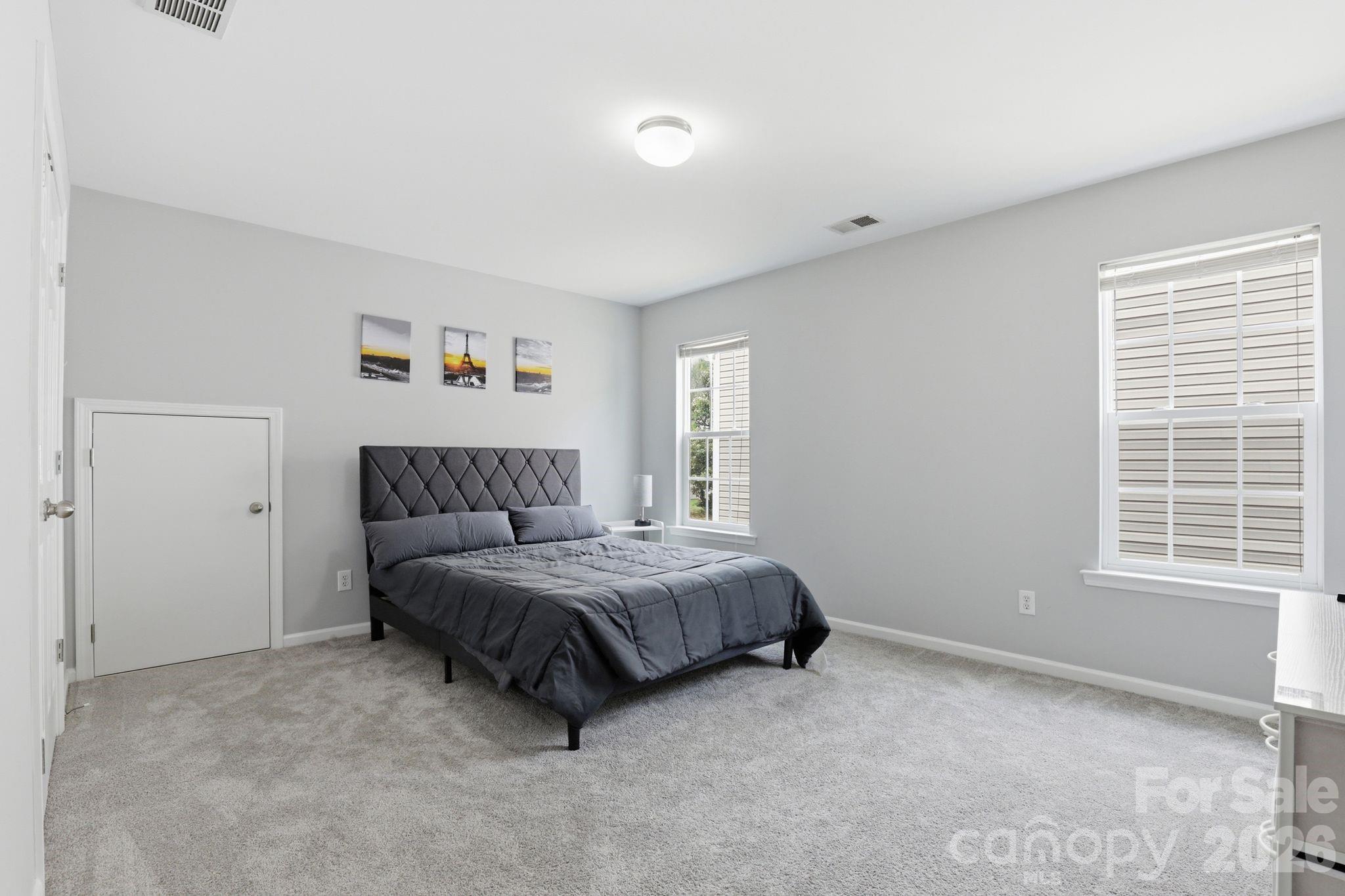 11030 Holm Oak Place — Charlotte