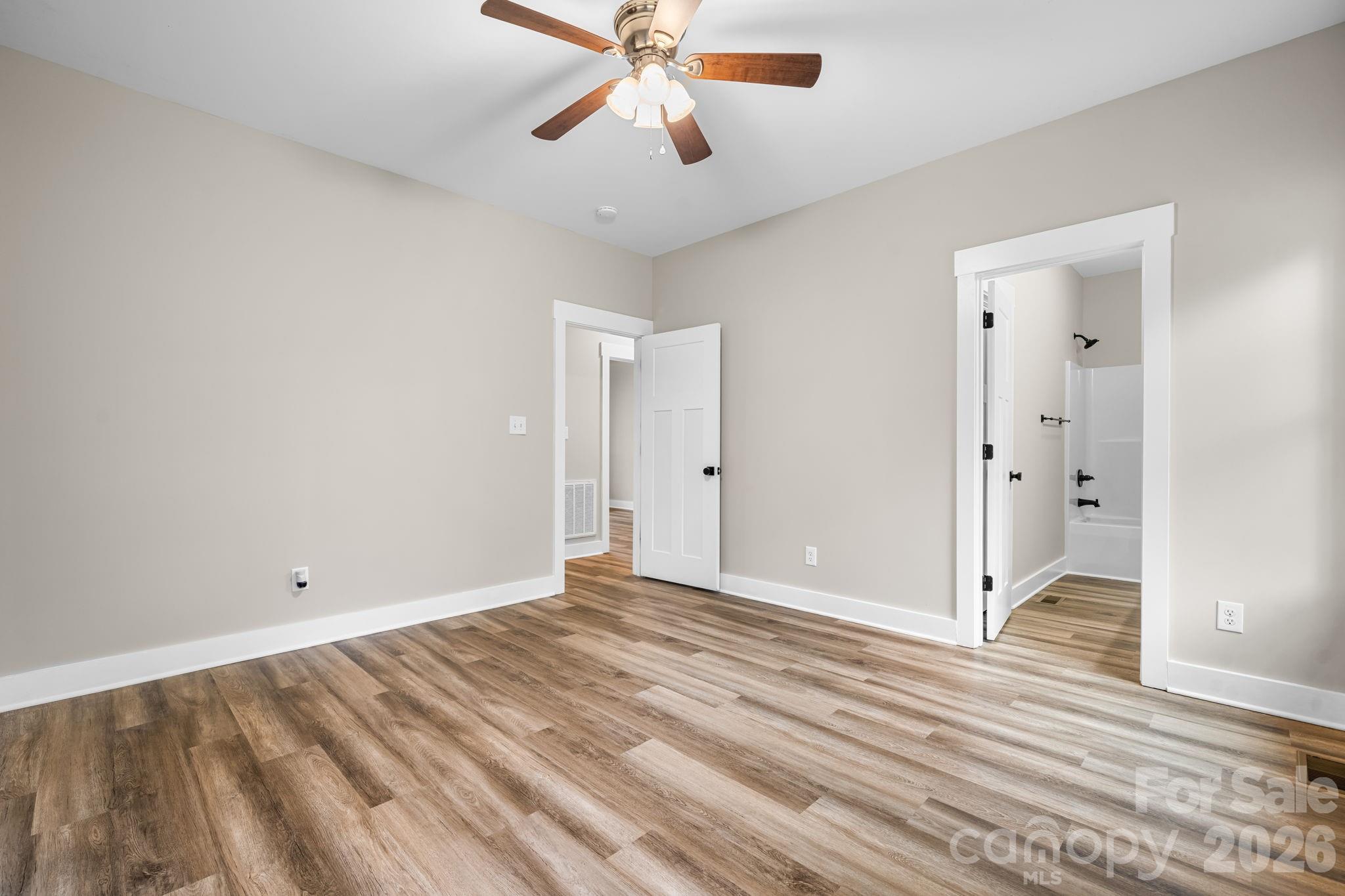 1700 Ivey Court — Maiden