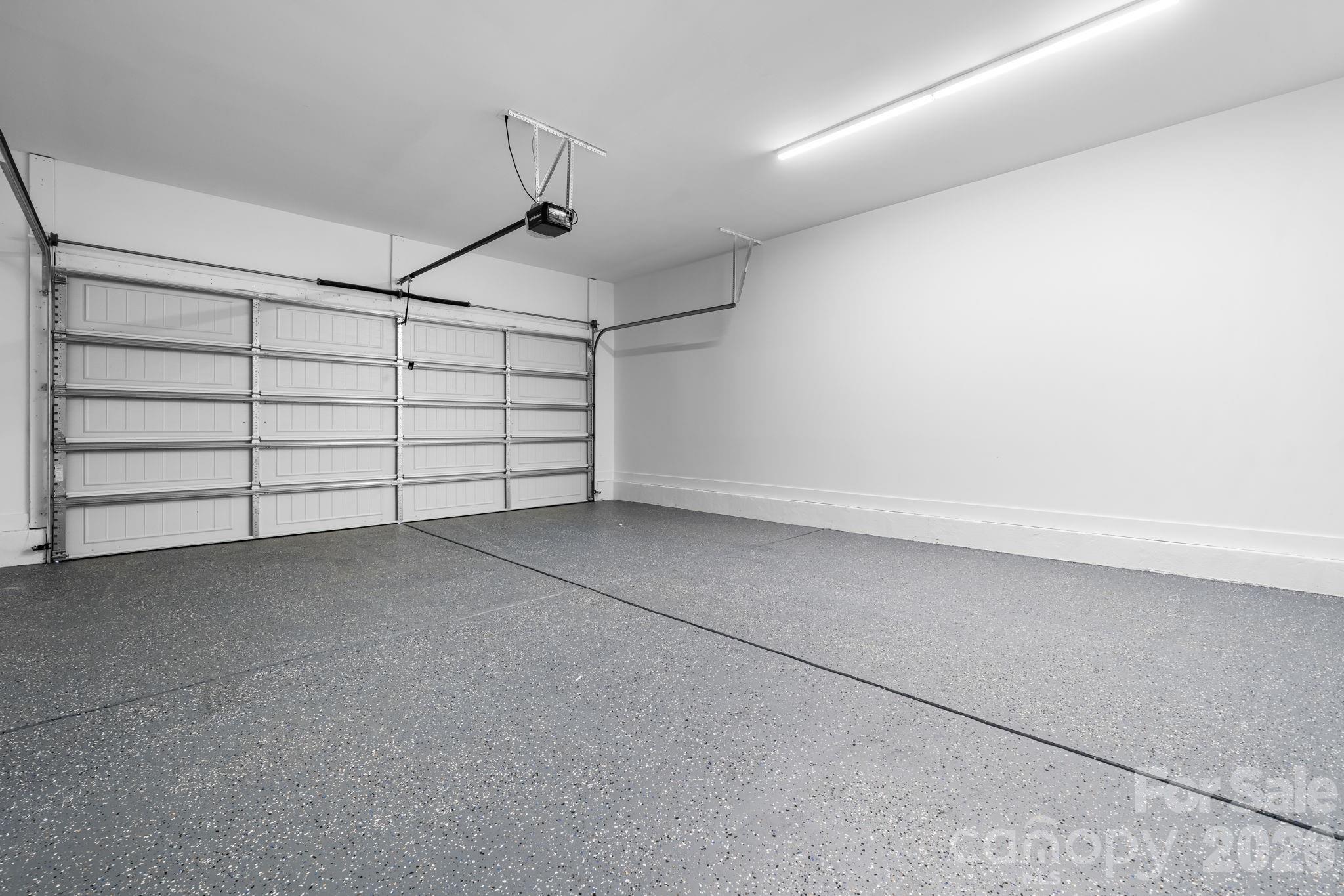 1700 Ivey Court — Maiden