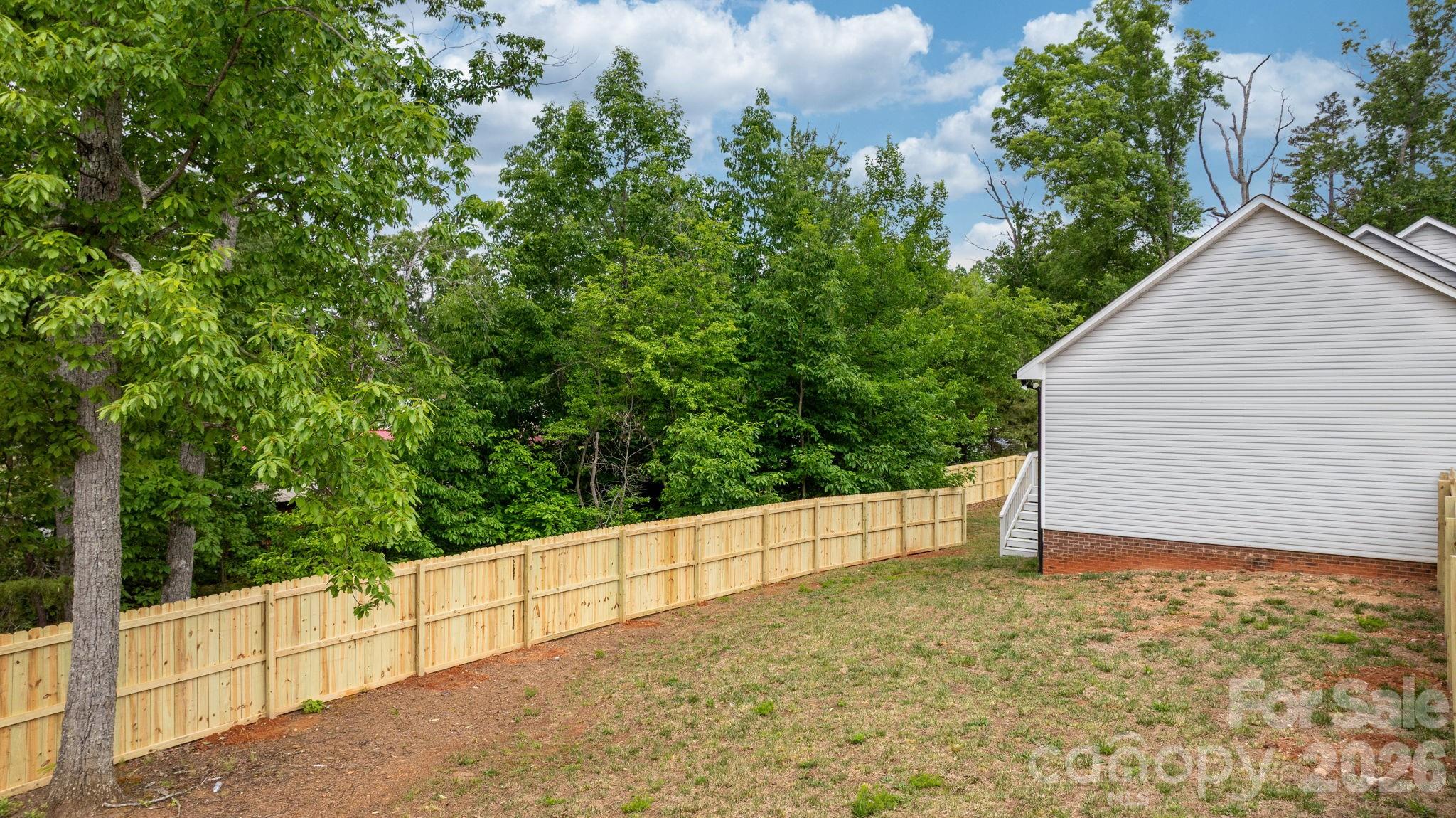 1700 Ivey Court — Maiden