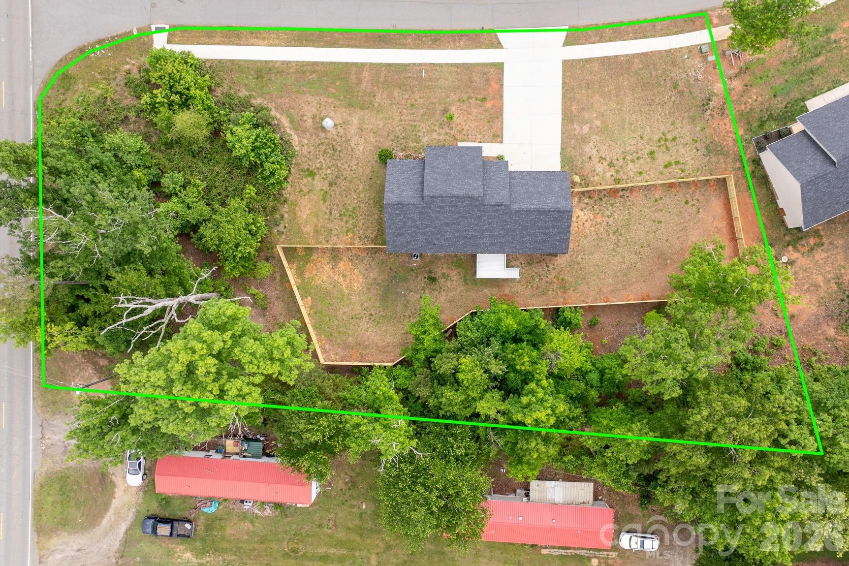 1700 Ivey Court — Maiden