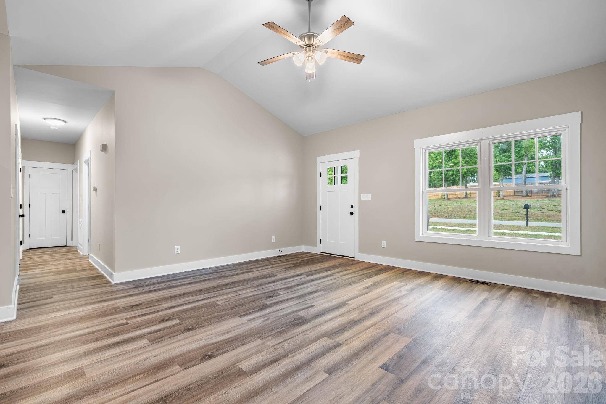 1700 Ivey Court — Maiden