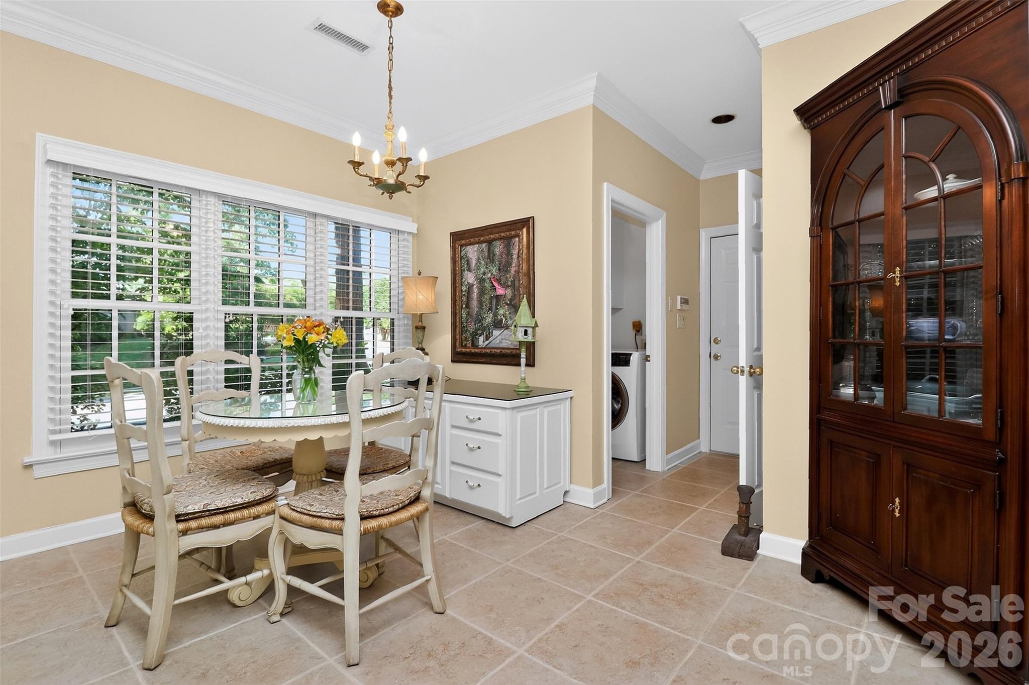 8902 Taunton Drive — Huntersville