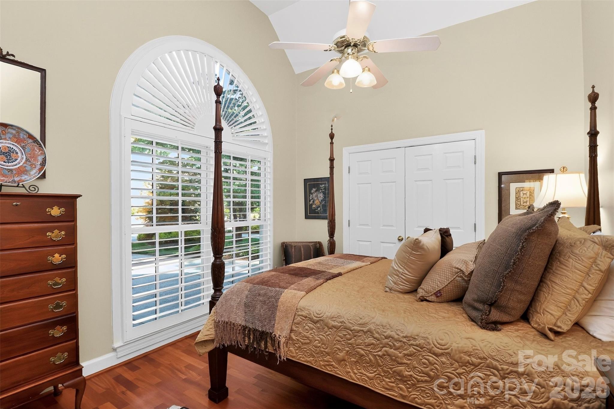 8902 Taunton Drive — Huntersville