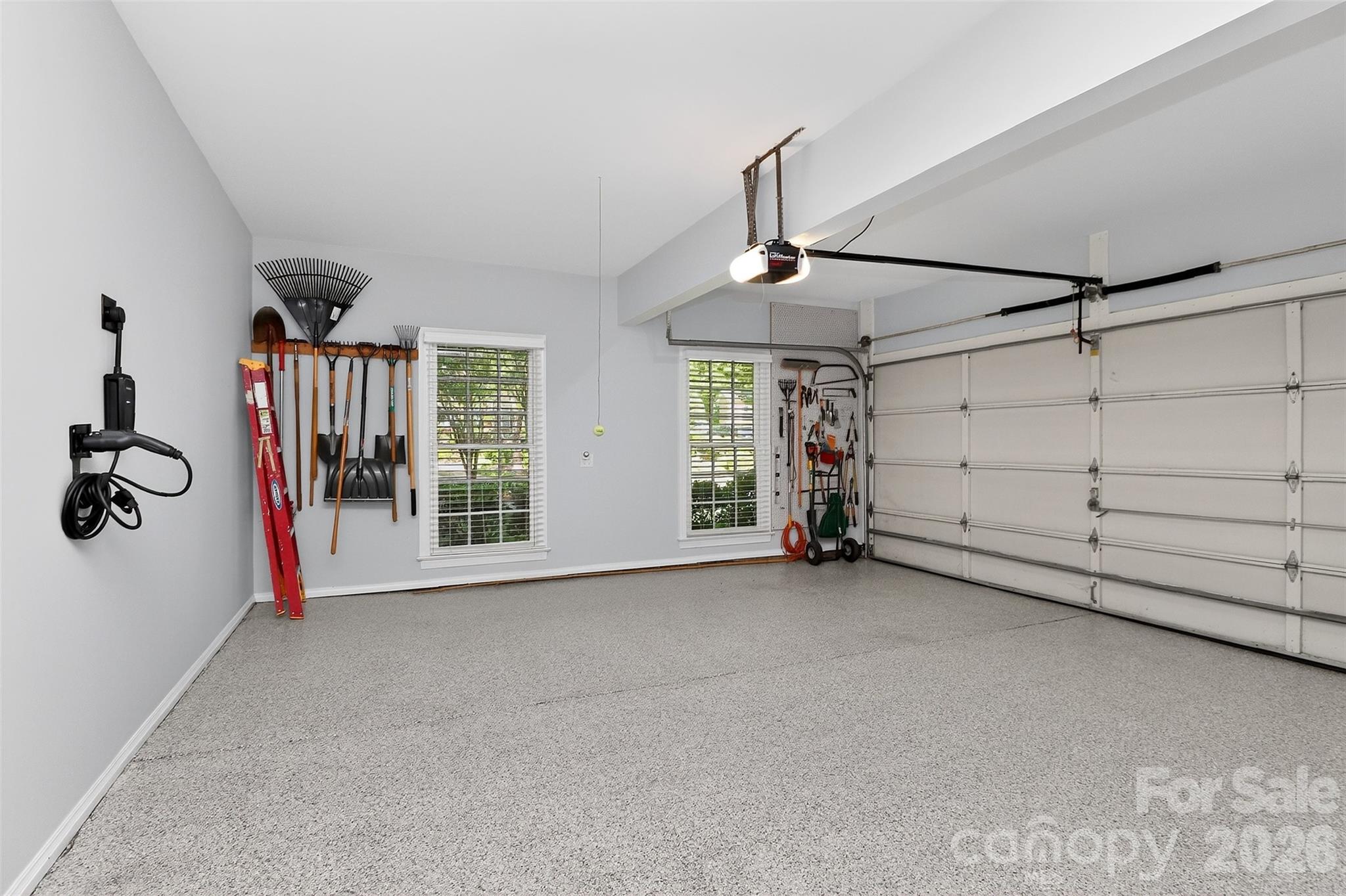 8902 Taunton Drive — Huntersville
