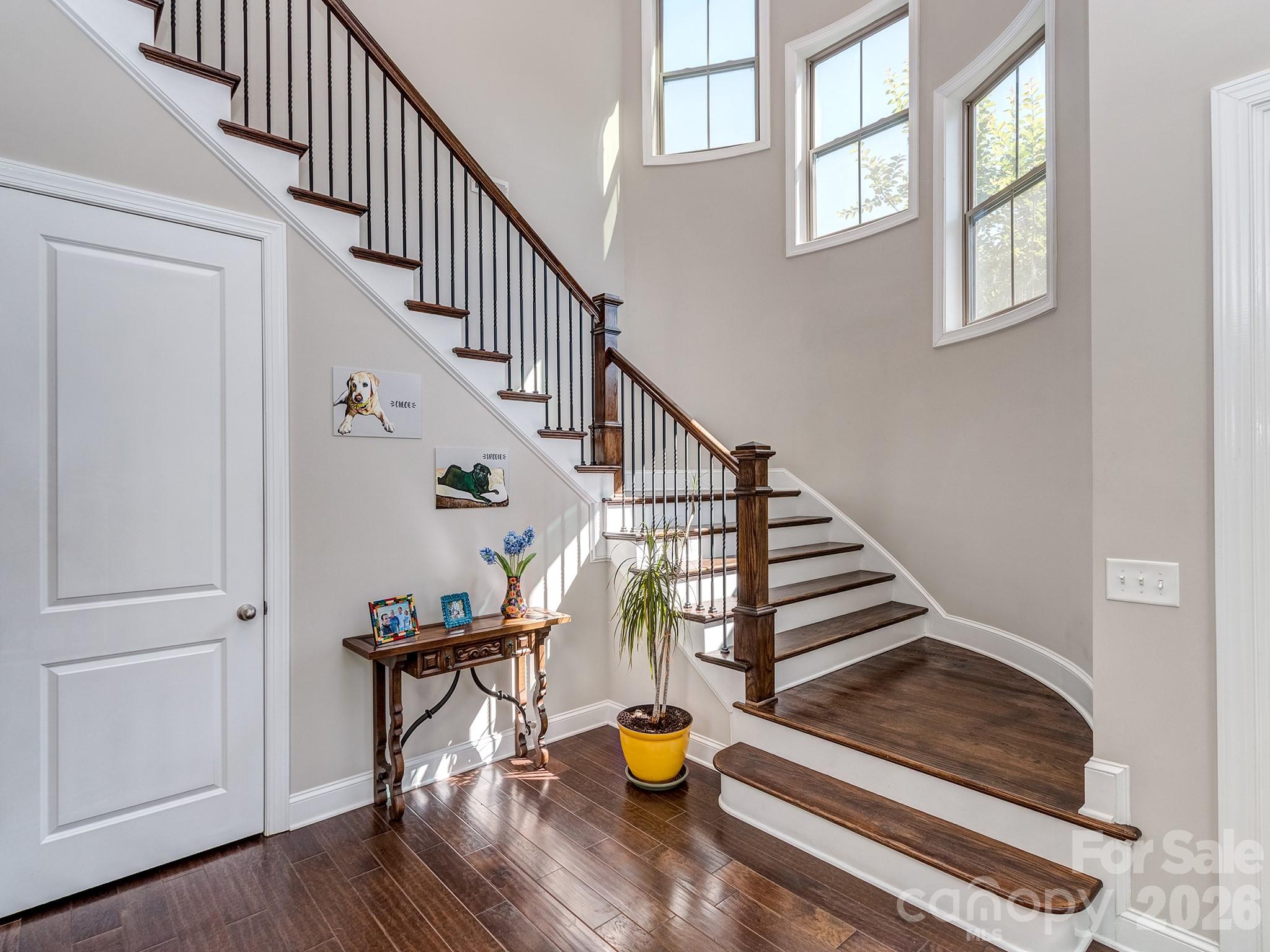121 Enclave Boulevard — Matthews