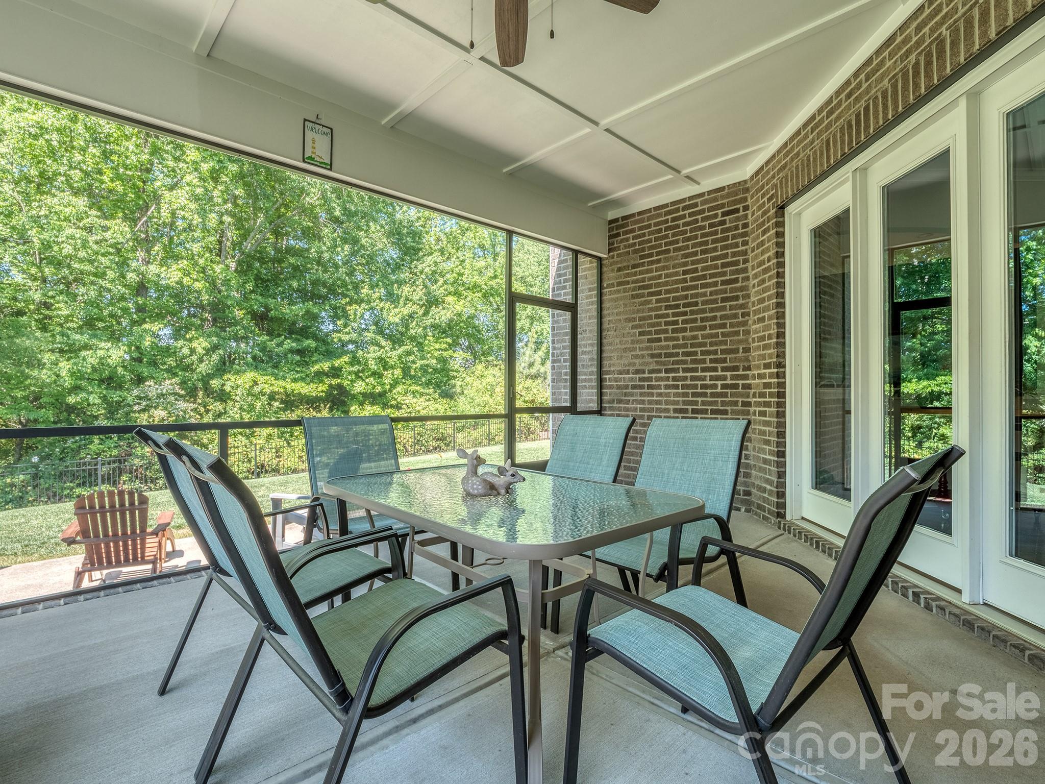121 Enclave Boulevard — Matthews