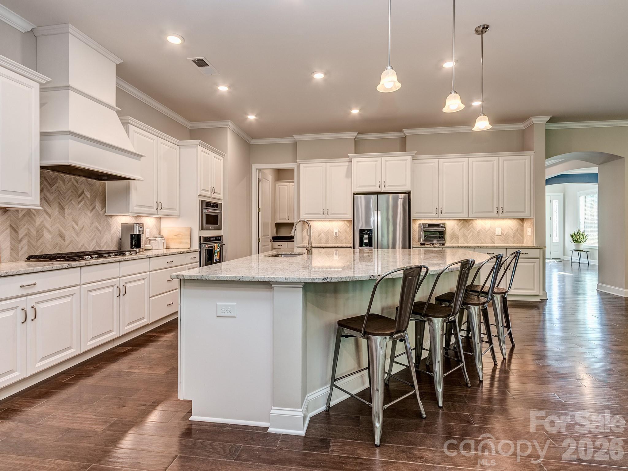 121 Enclave Boulevard — Matthews
