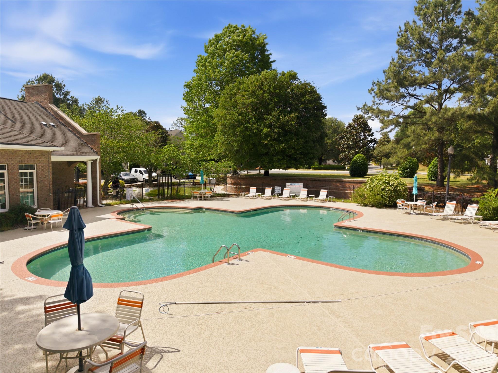 11544 Savannah Creek Drive — Charlotte