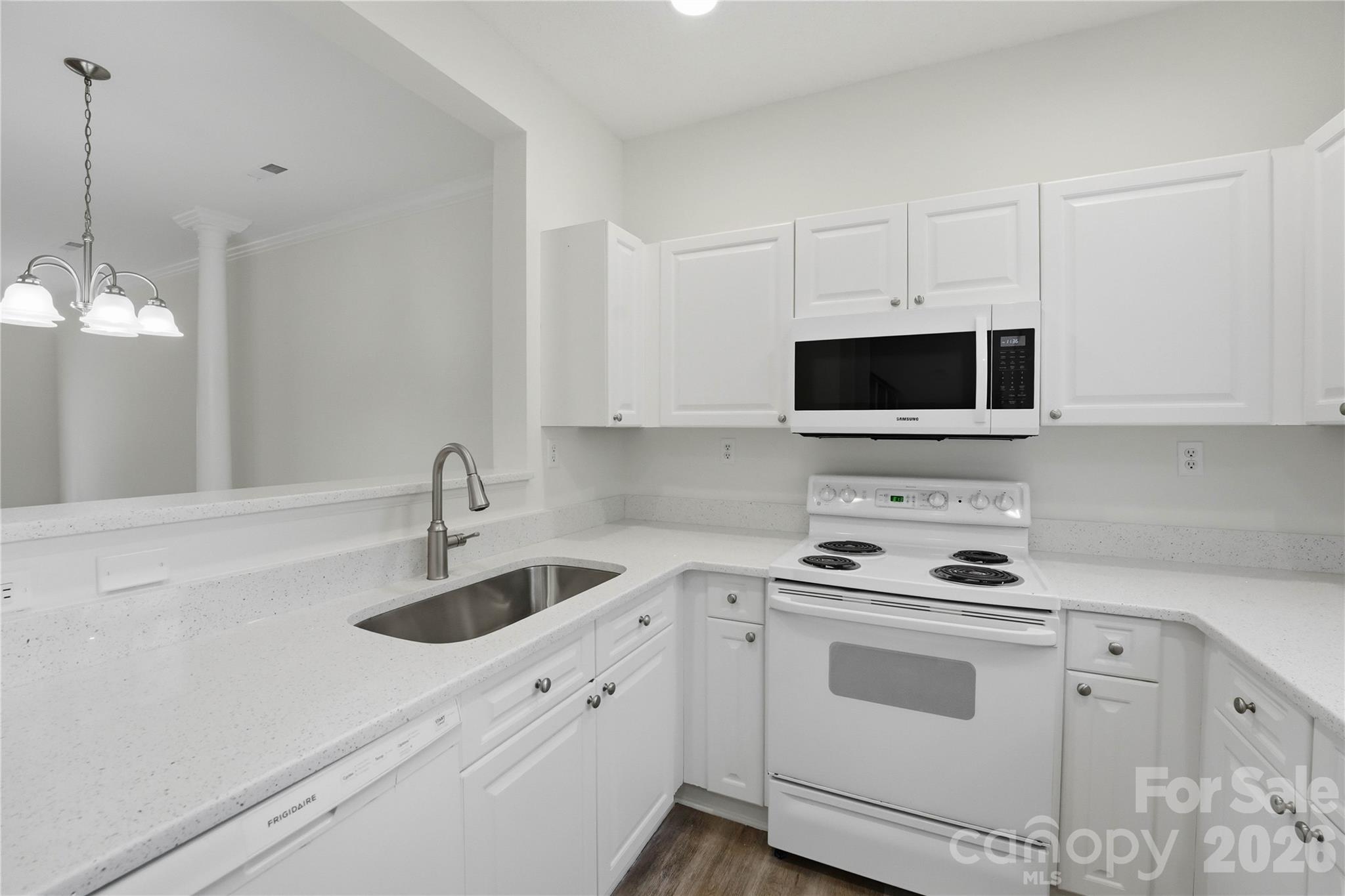 11544 Savannah Creek Drive — Charlotte