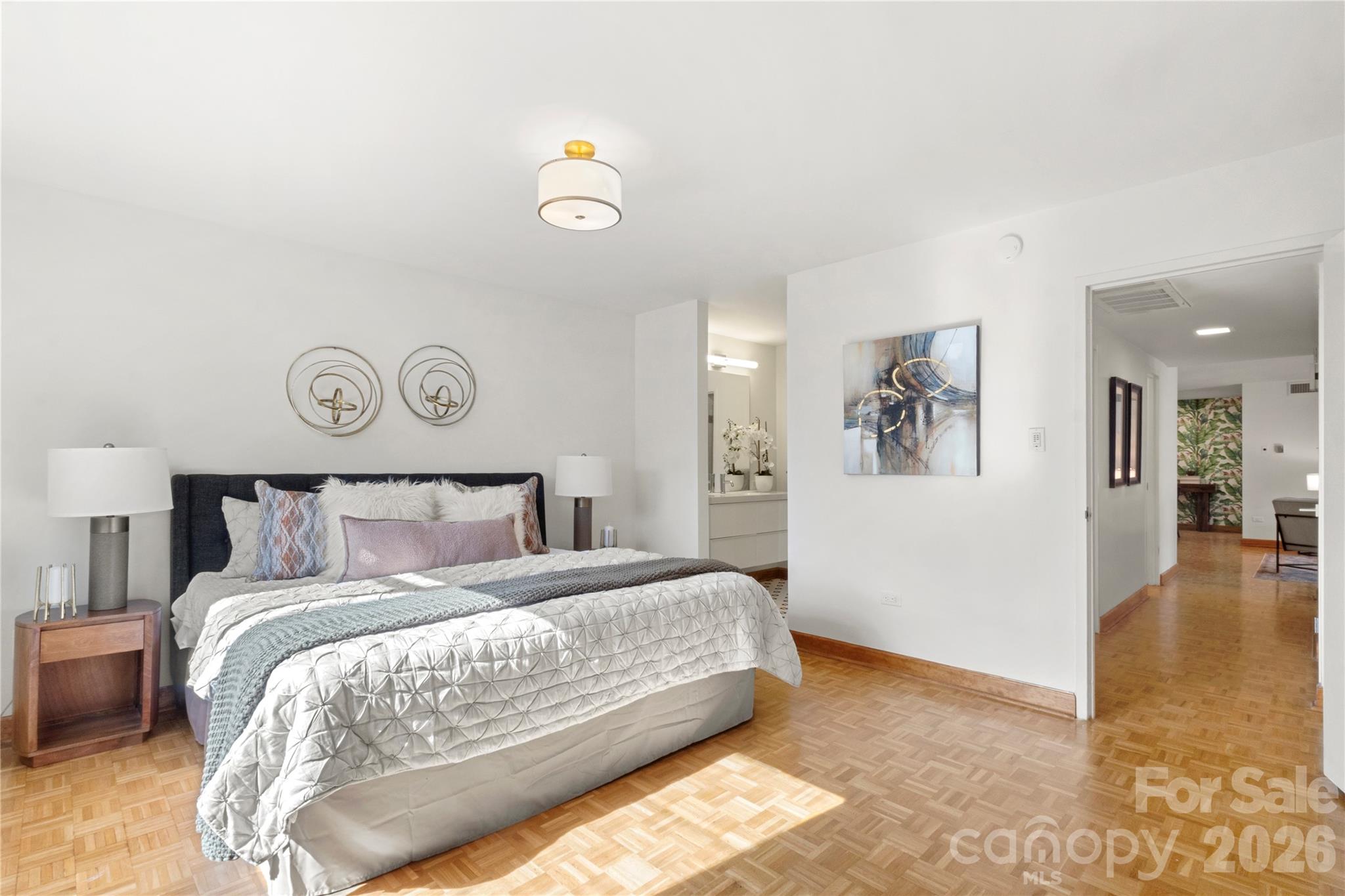 1300 Queens Road #309 — Charlotte