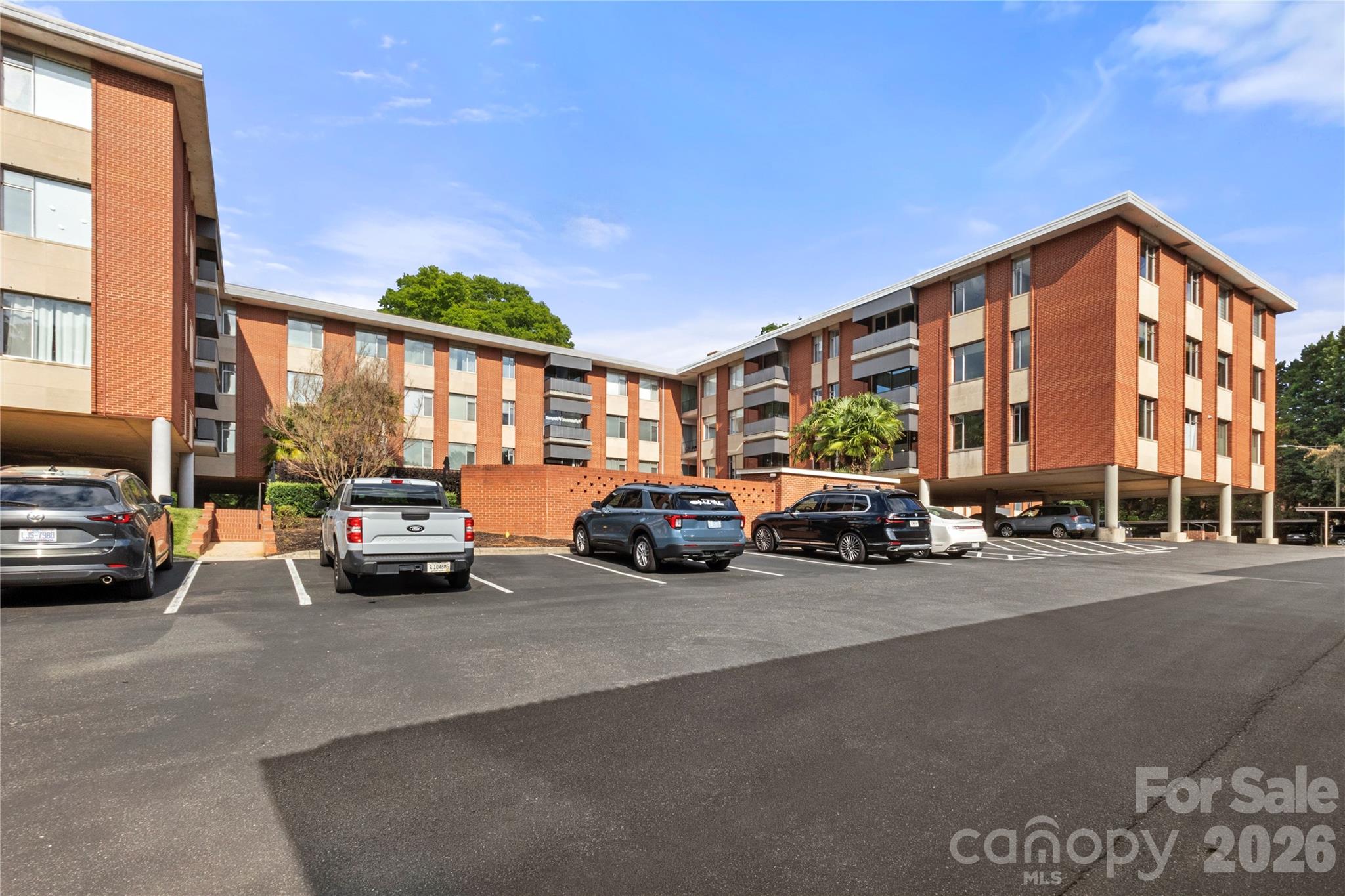 1300 Queens Road #309 — Charlotte