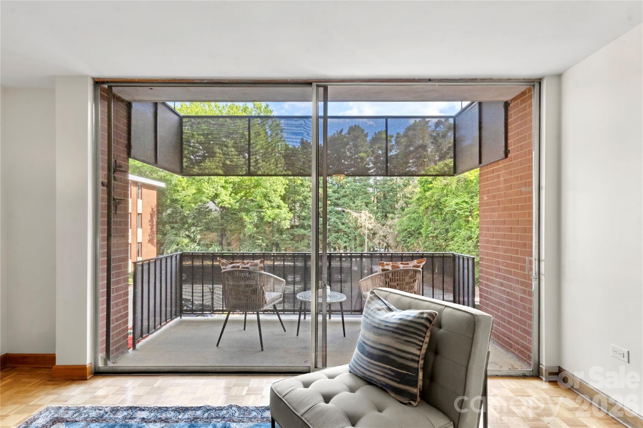 1300 Queens Road #309 — Charlotte