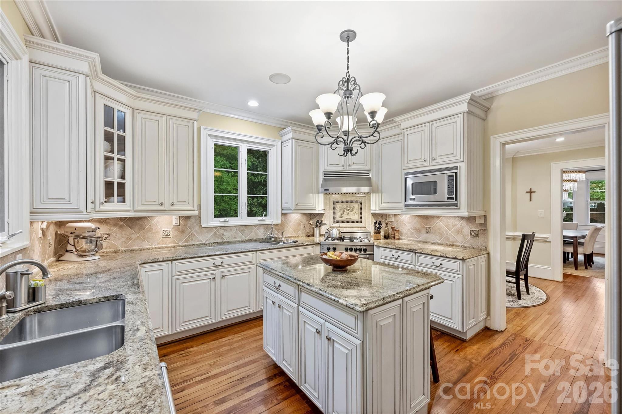 614 Olde Cotswold Court — Charlotte