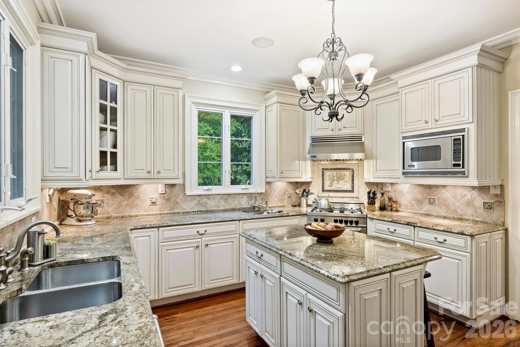 614 Olde Cotswold Court — Charlotte