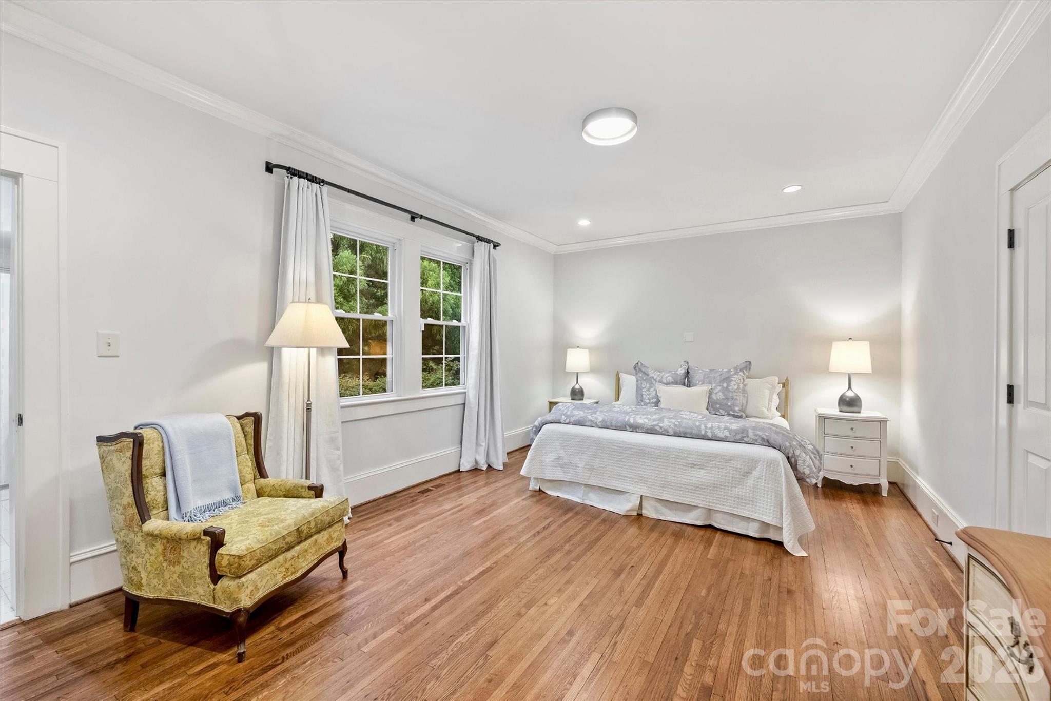 614 Olde Cotswold Court — Charlotte