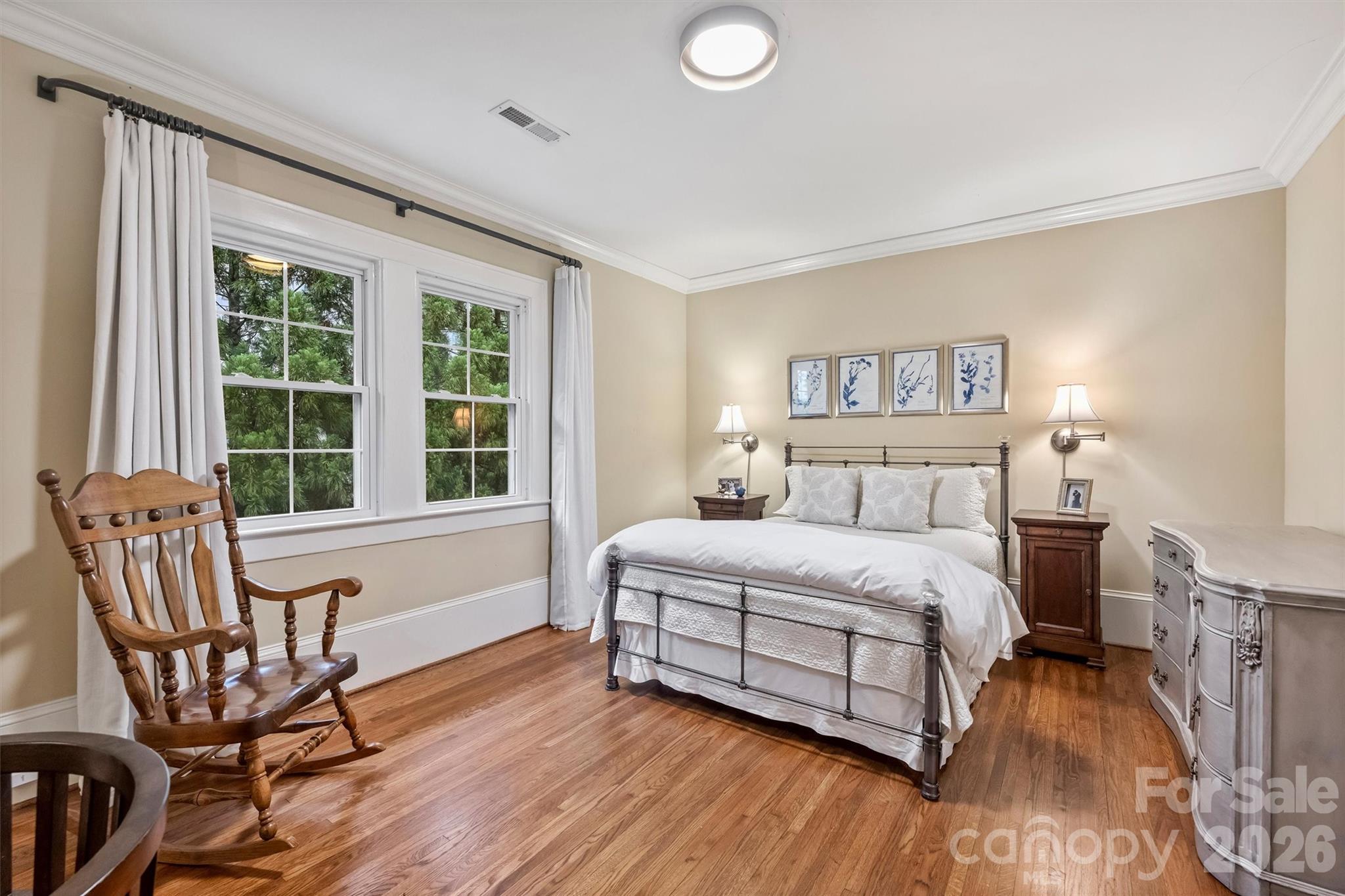 614 Olde Cotswold Court — Charlotte