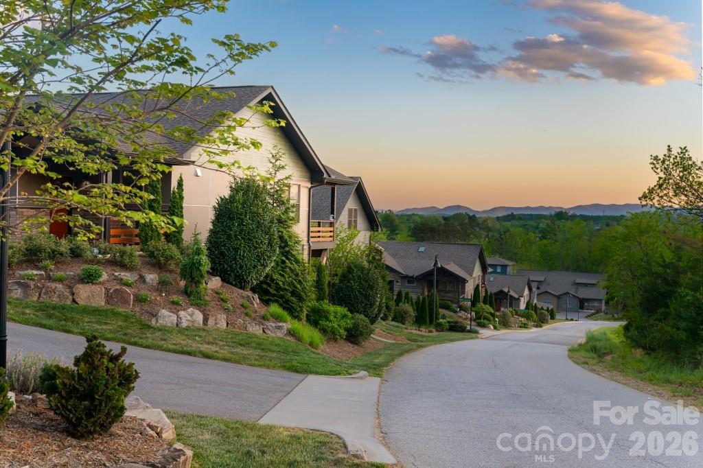 514 Sunset Villas Lane — Asheville