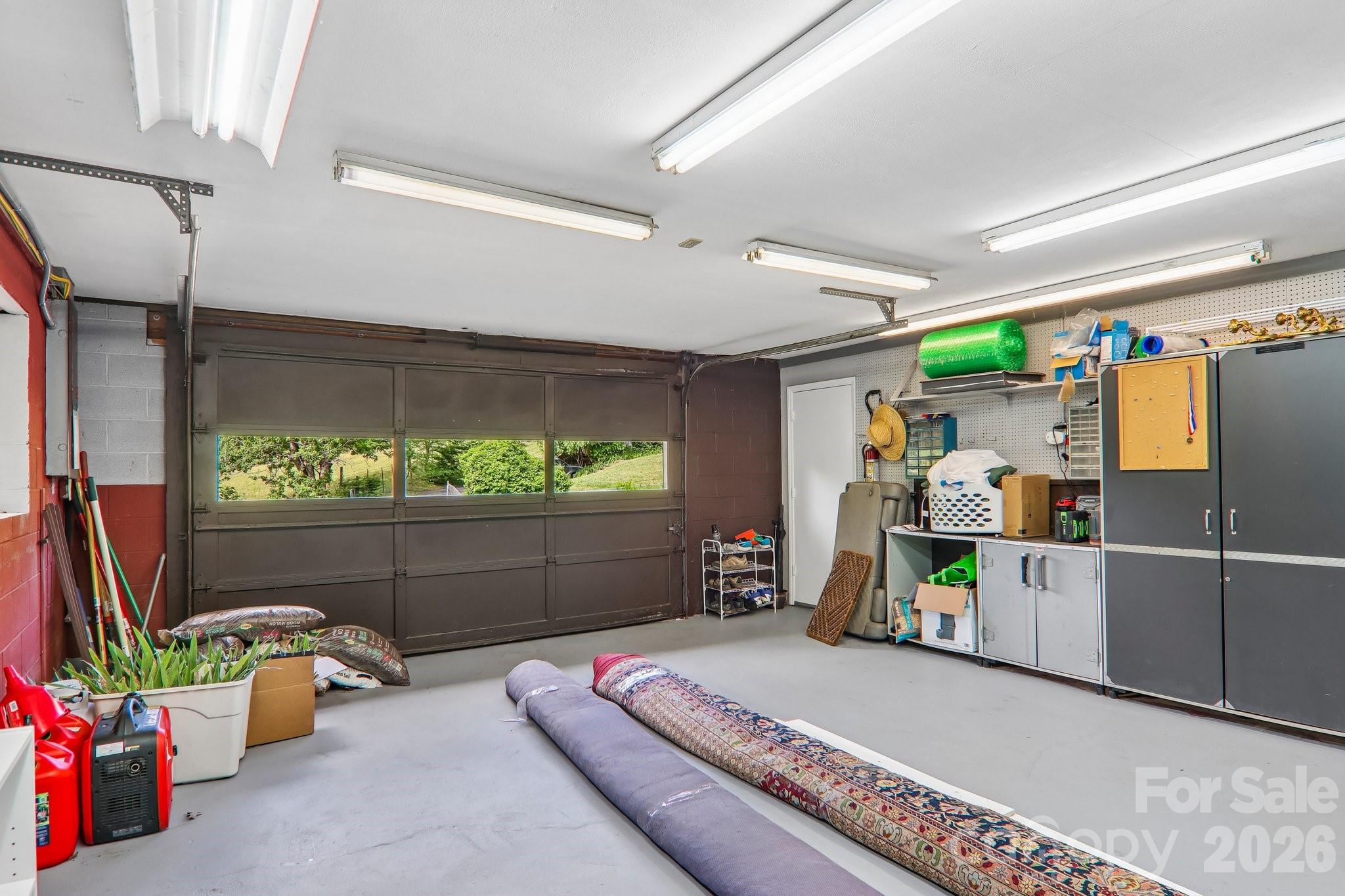 401 Lower Grassy Branch Road — Asheville