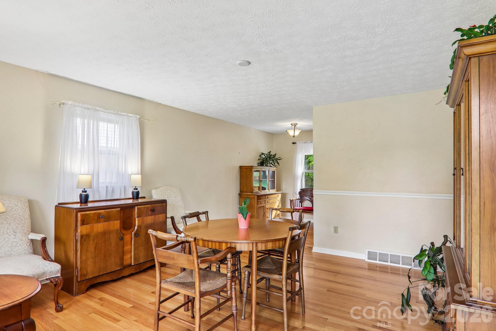 401 Lower Grassy Branch Road — Asheville