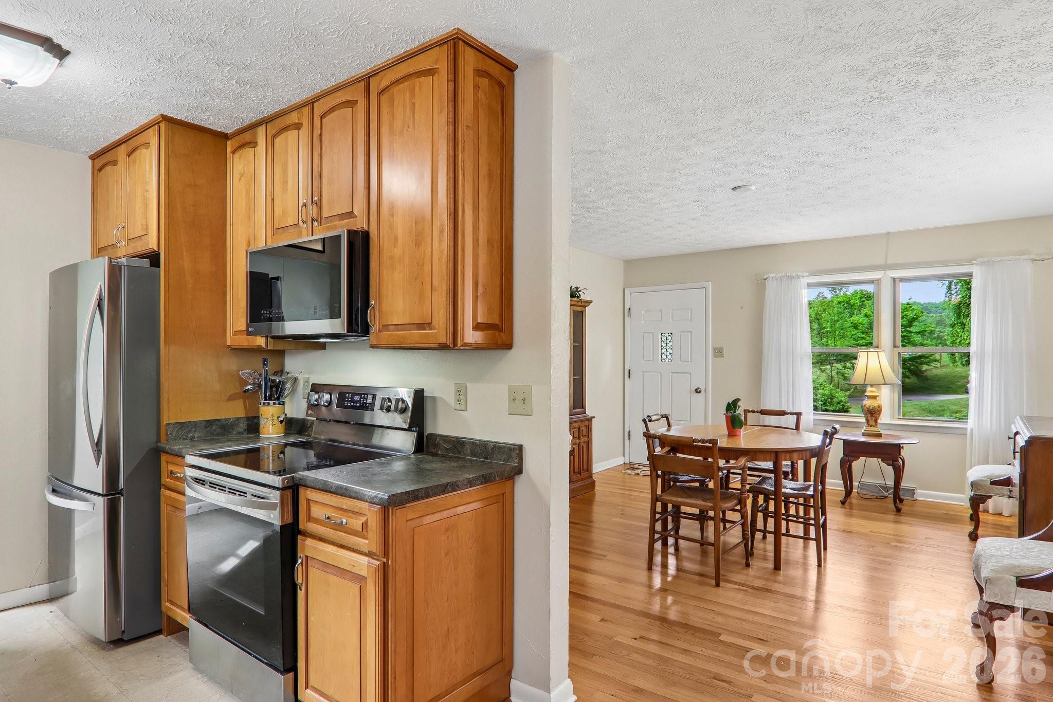 401 Lower Grassy Branch Road — Asheville
