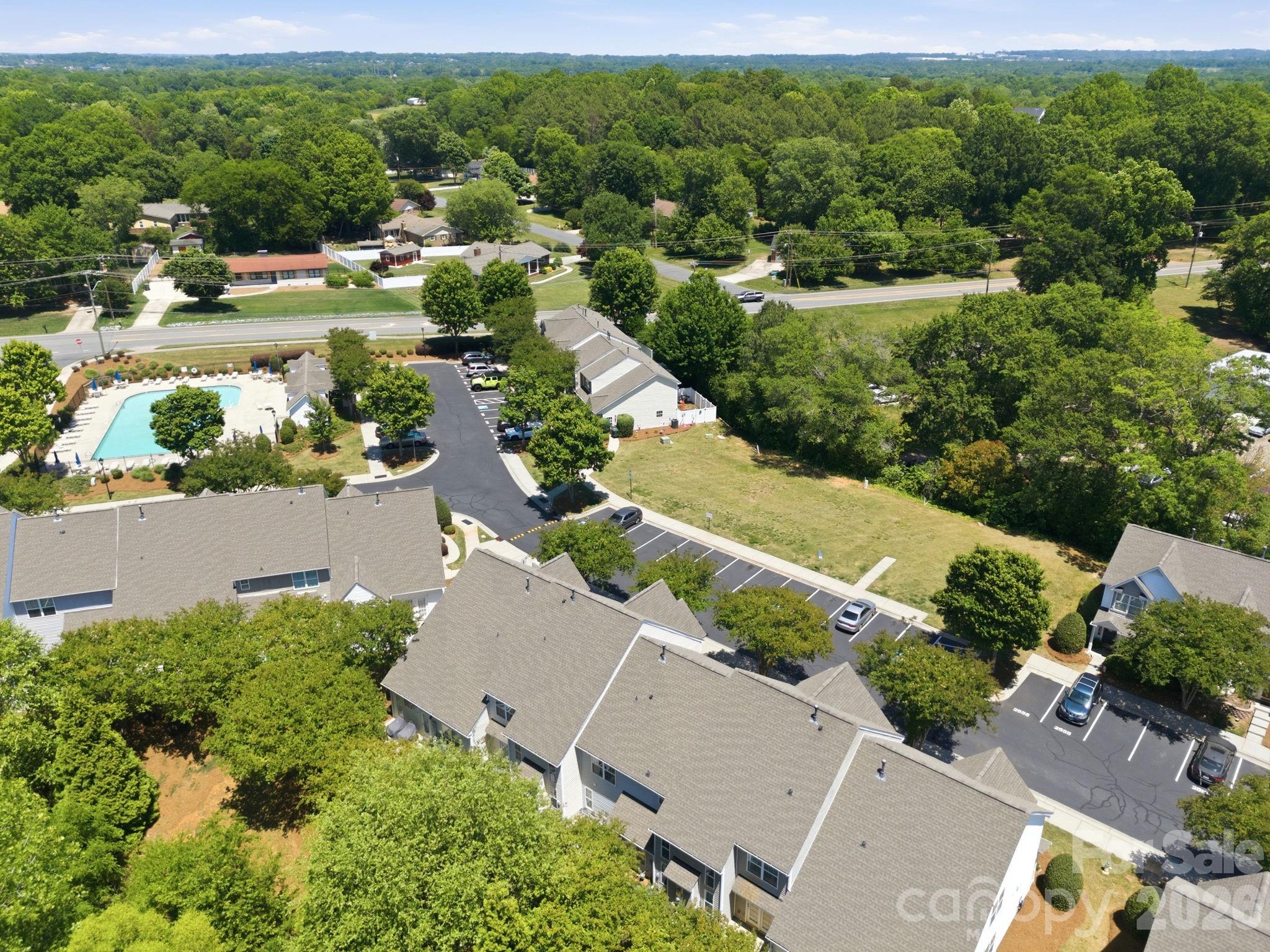 2548 Brackley Place NW — Concord