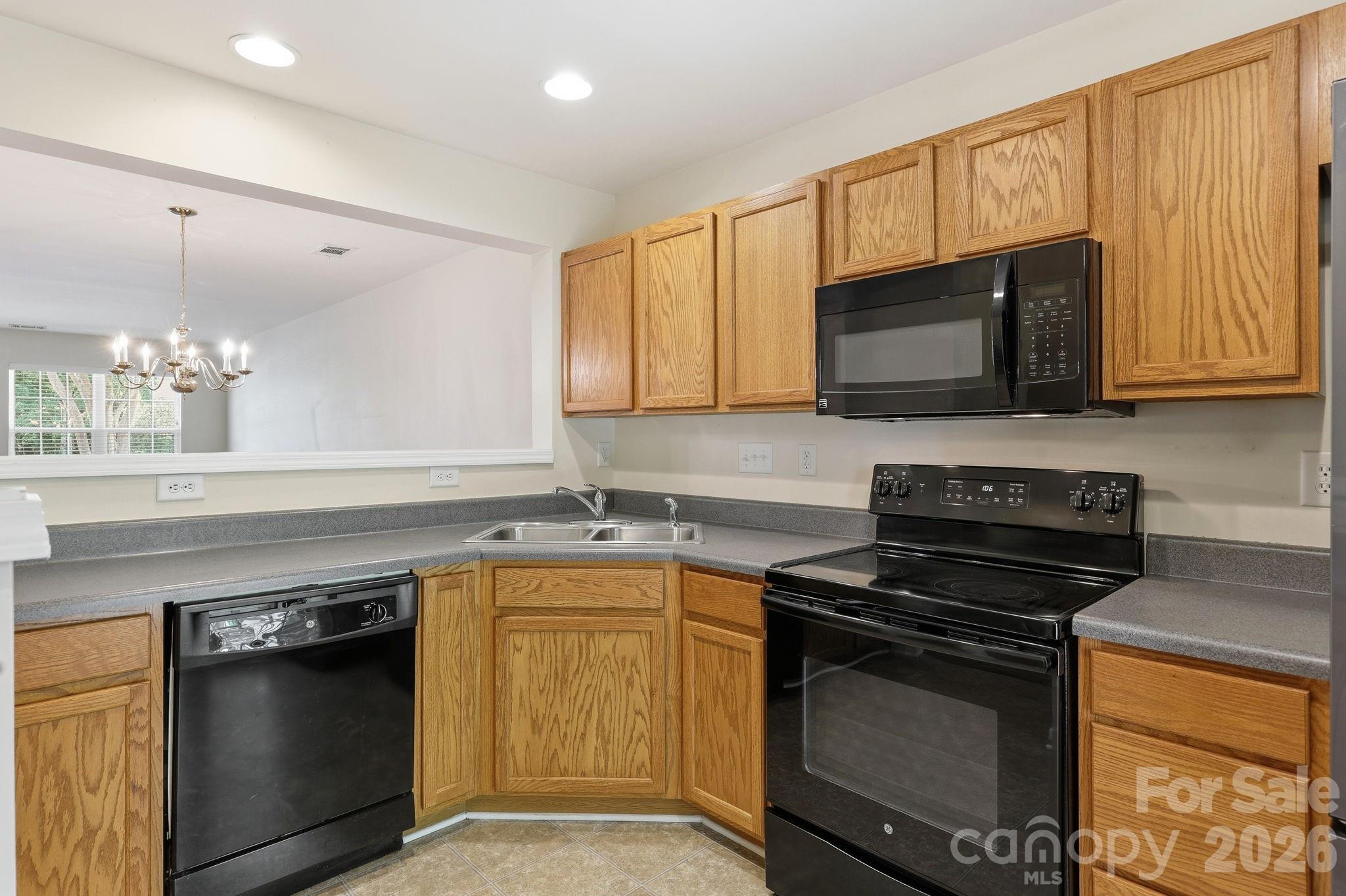 2548 Brackley Place NW — Concord