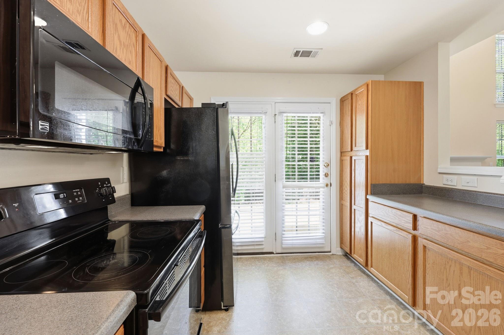 2548 Brackley Place NW — Concord