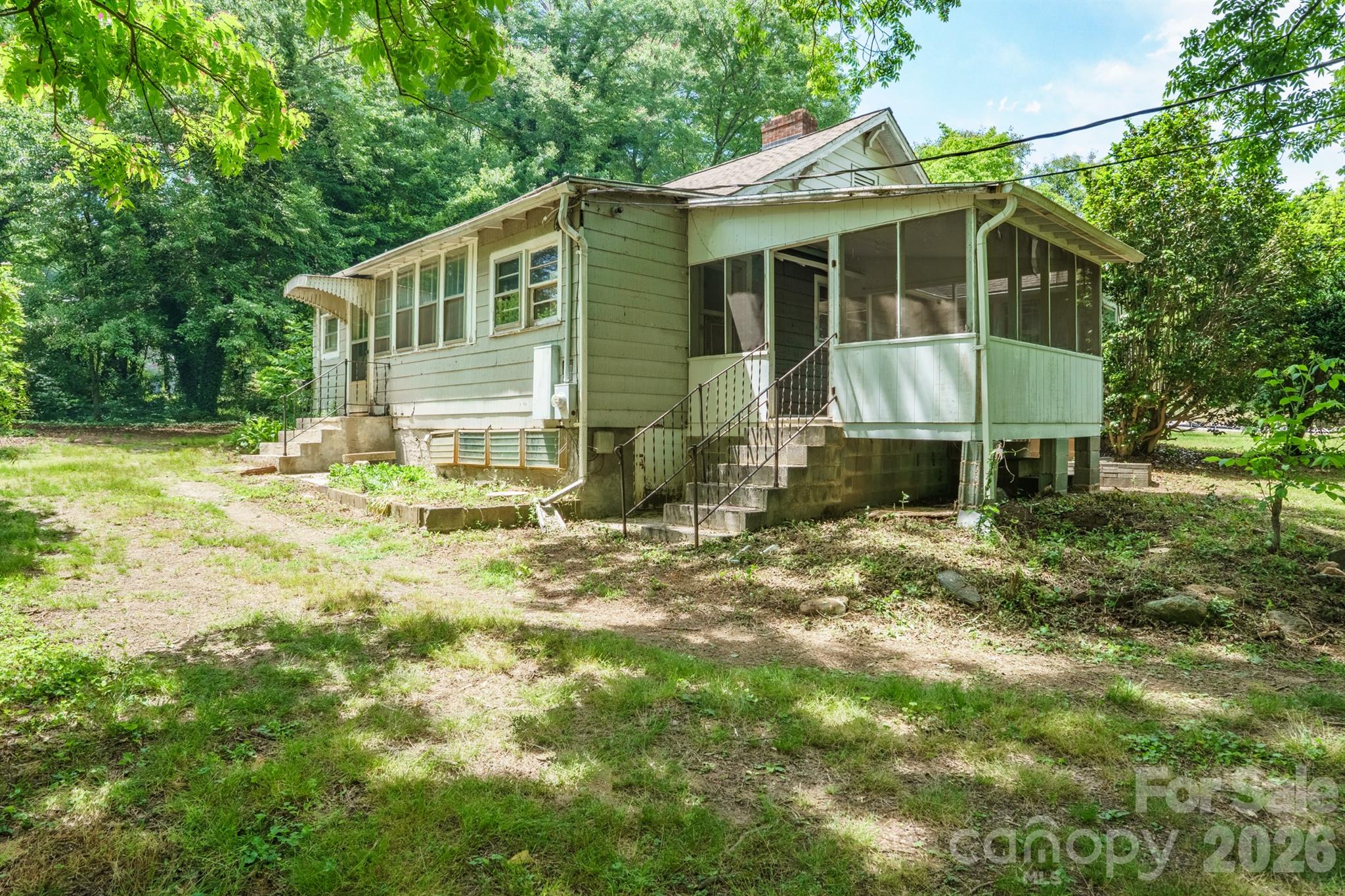 1517 E NC 10 Highway — Newton