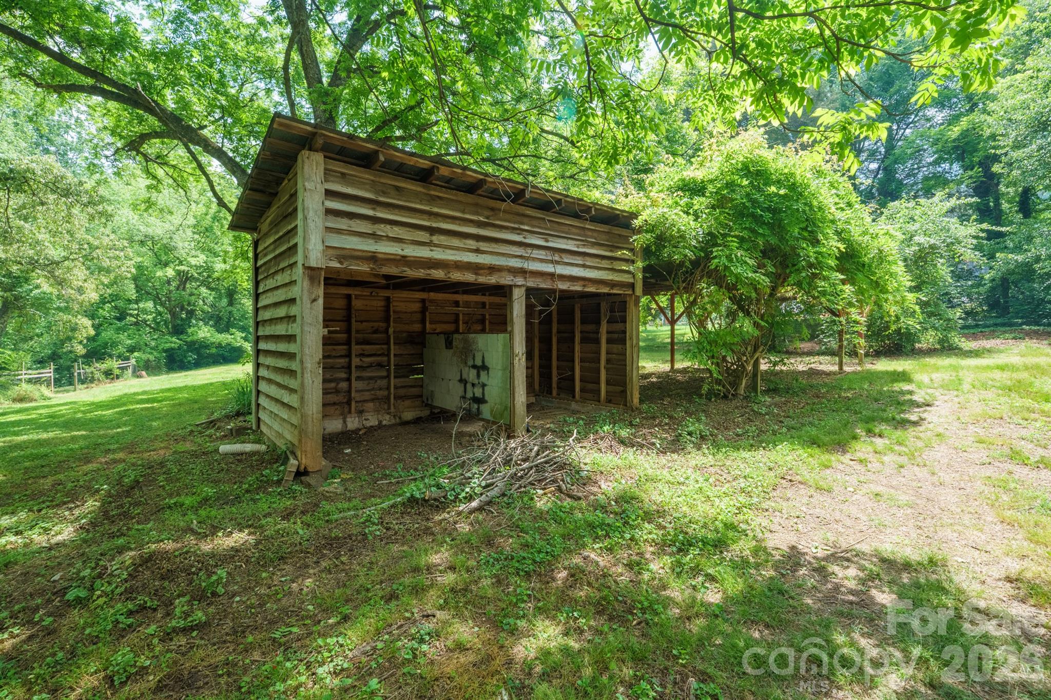 1517 E NC 10 Highway — Newton
