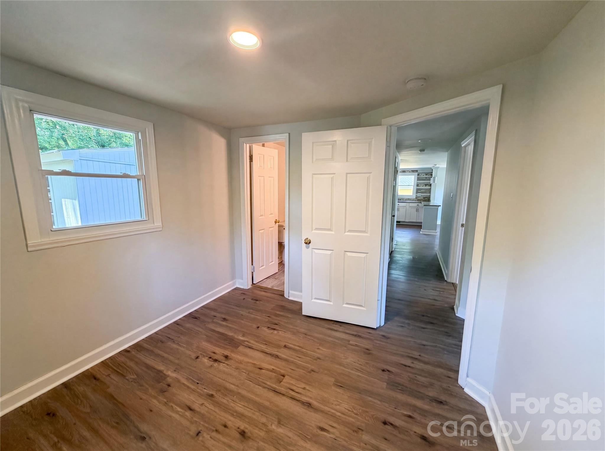 13311 Central Avenue — Huntersville