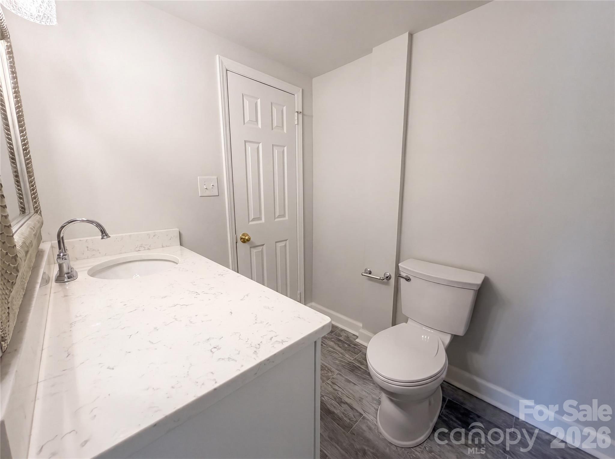 13311 Central Avenue — Huntersville
