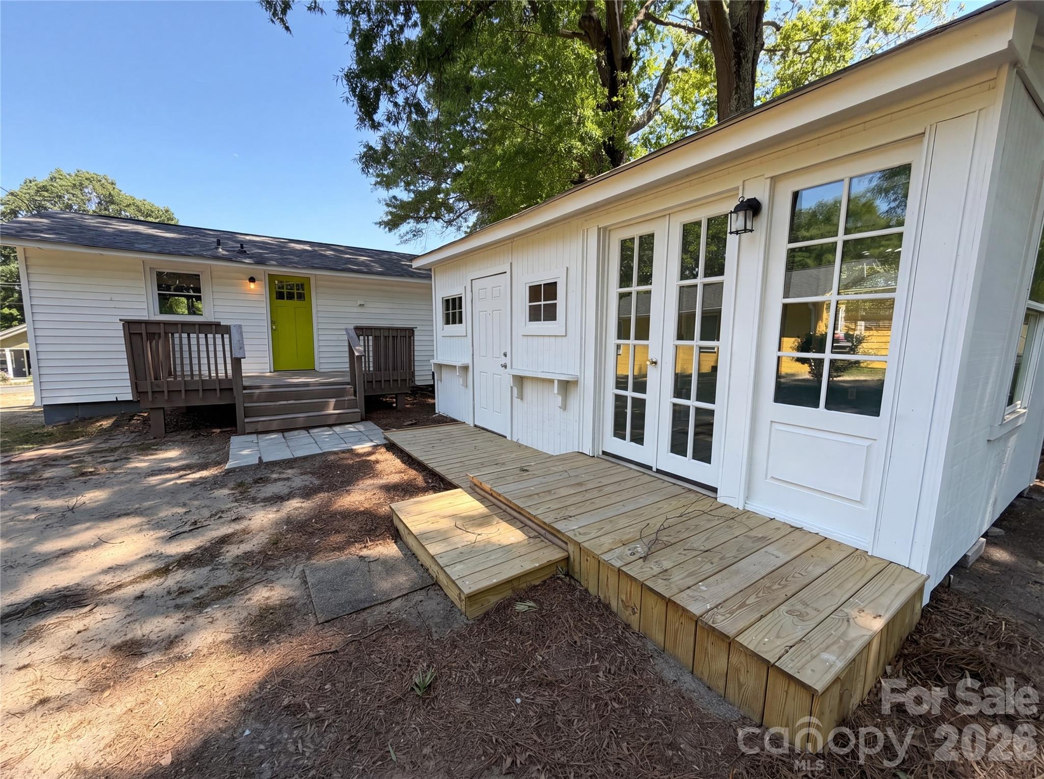 13311 Central Avenue — Huntersville