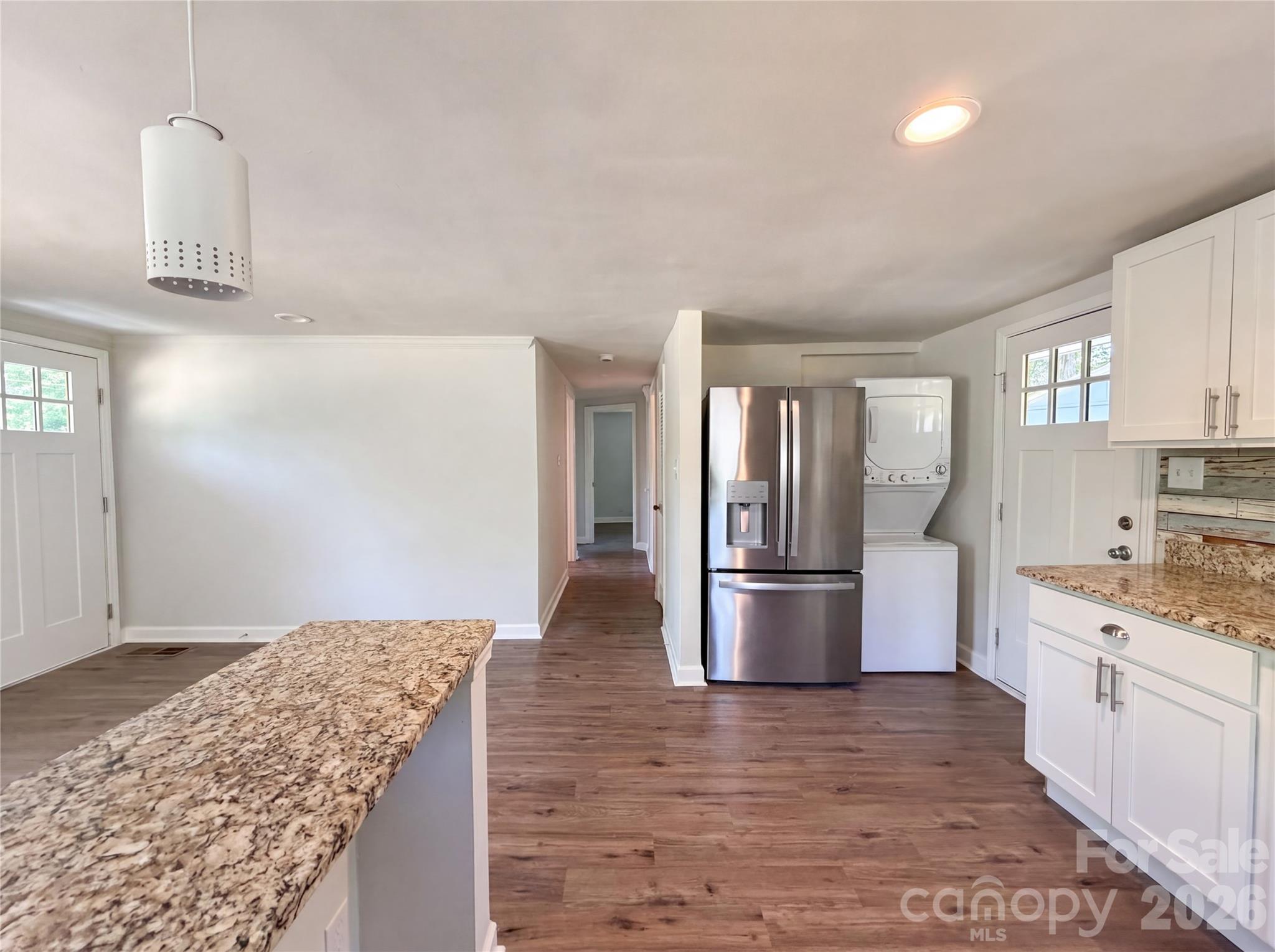 13311 Central Avenue — Huntersville