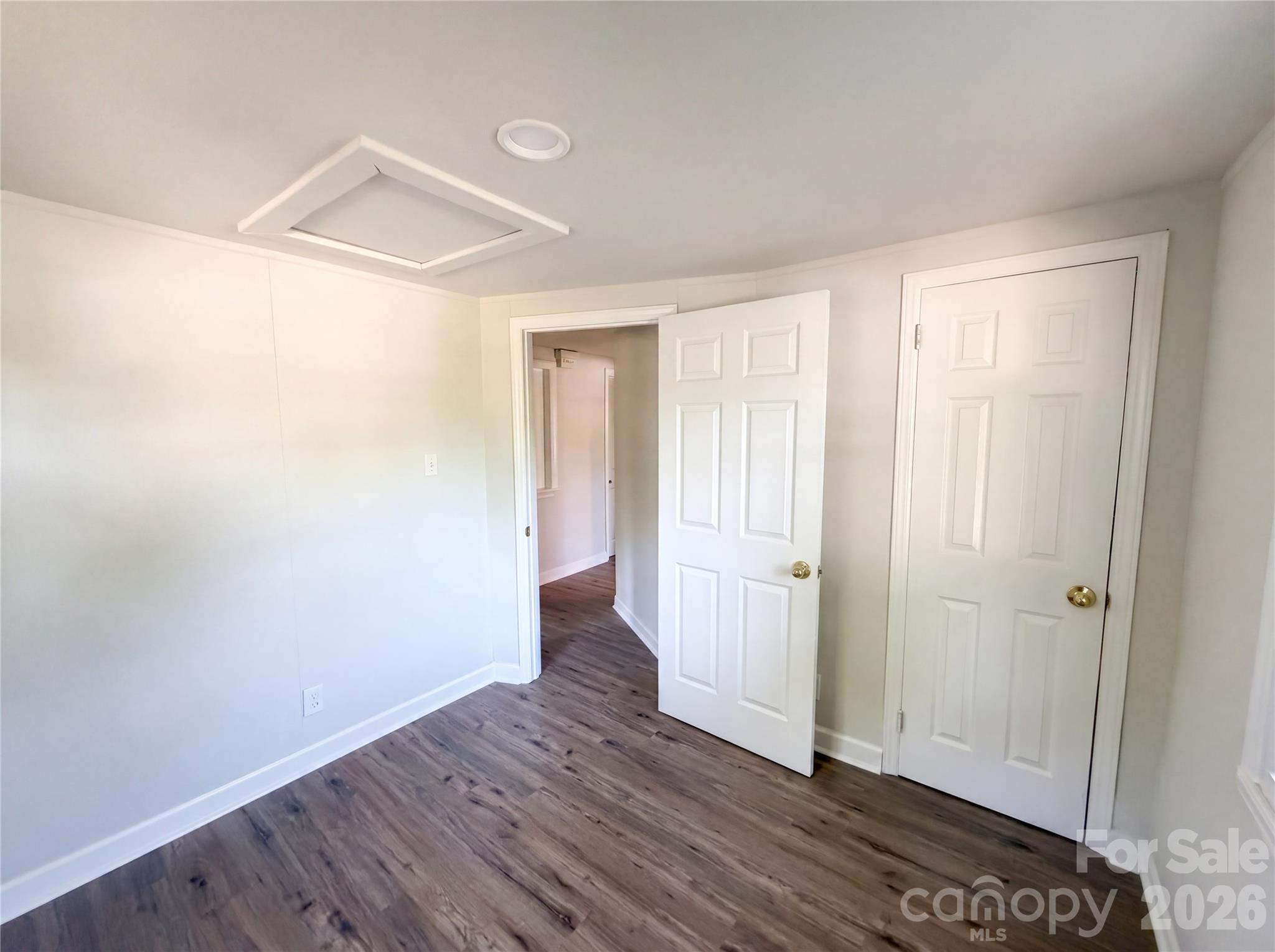 13311 Central Avenue — Huntersville