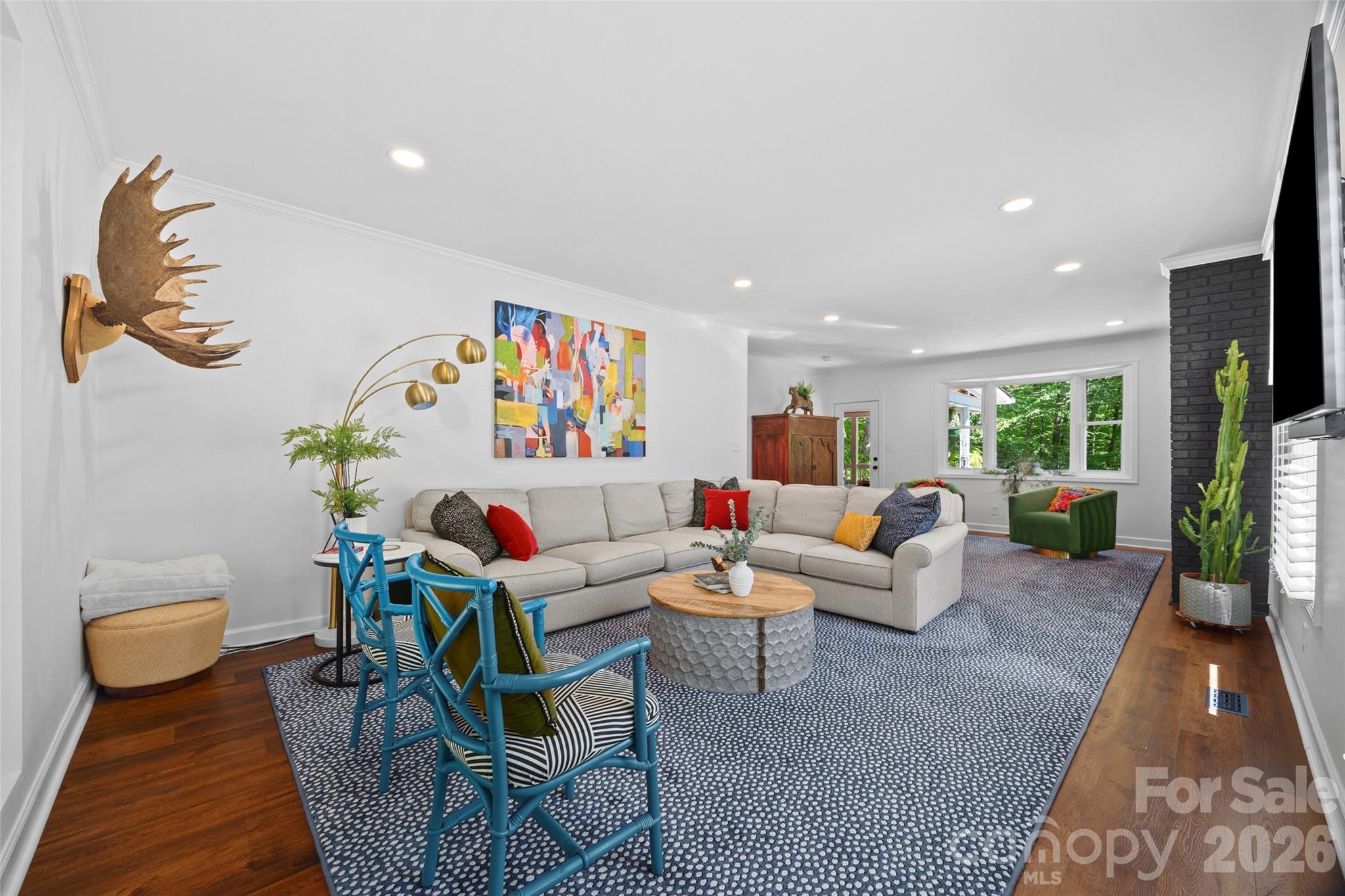 517 Raintree Drive — Matthews