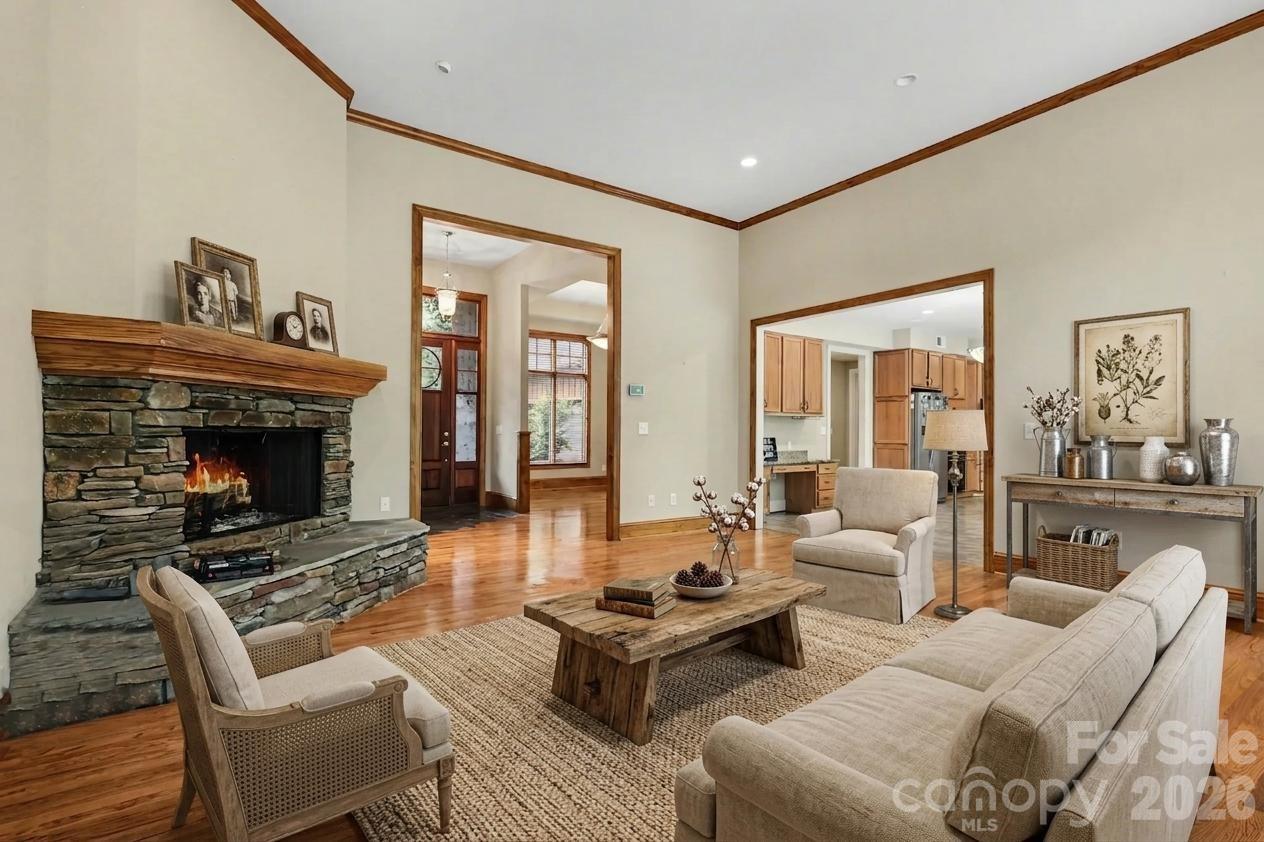 621 Crystal Bay Drive — Denton