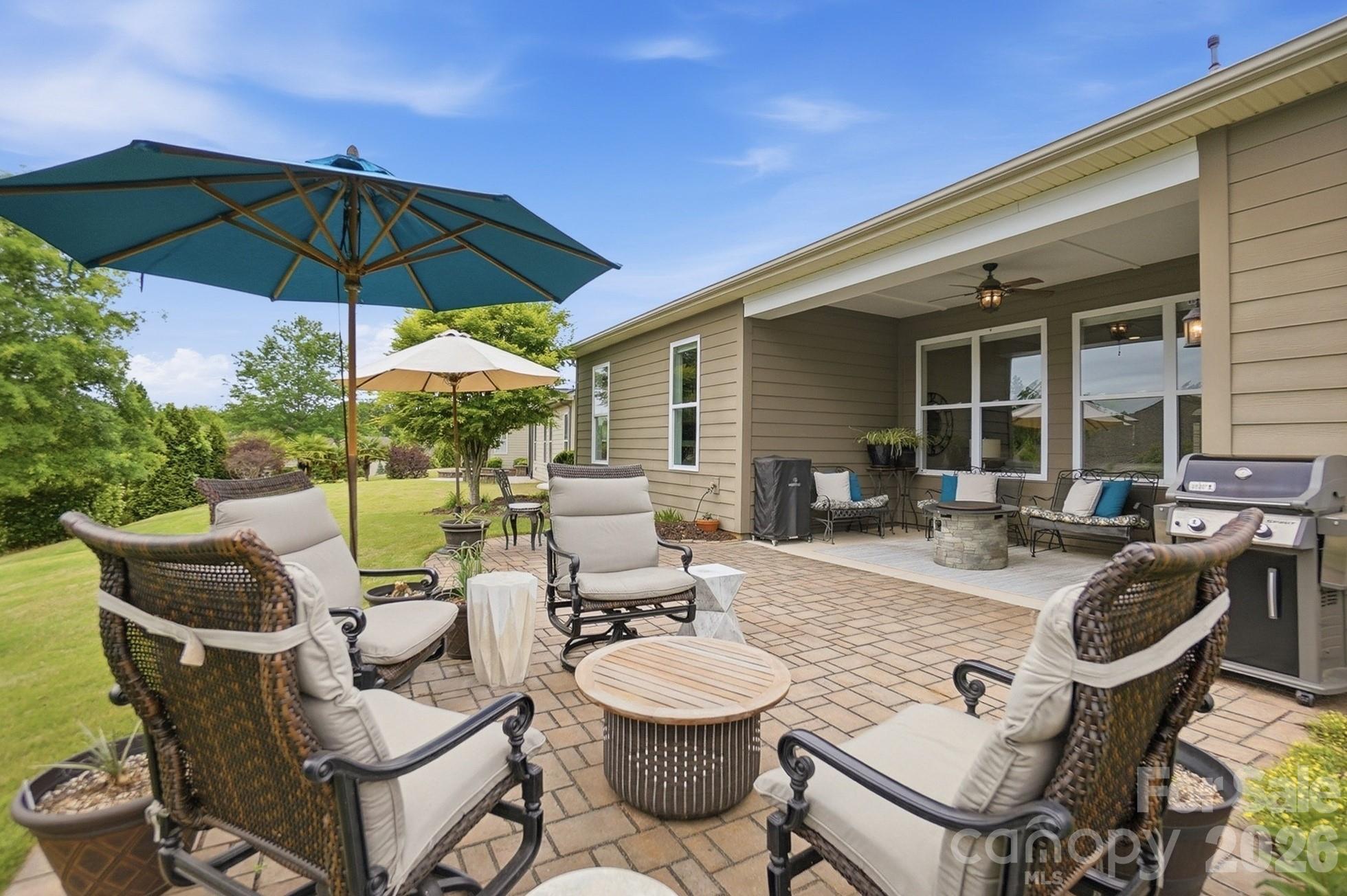 15519 Lake Ridge Road — Charlotte