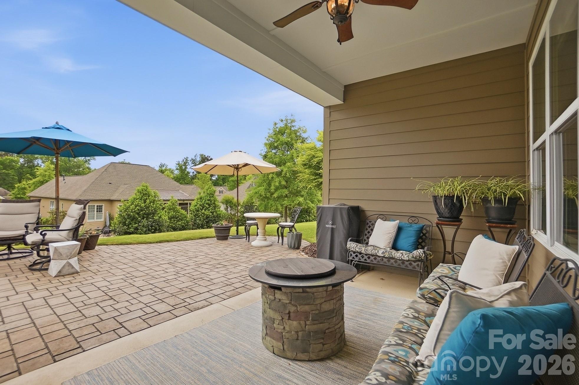15519 Lake Ridge Road — Charlotte