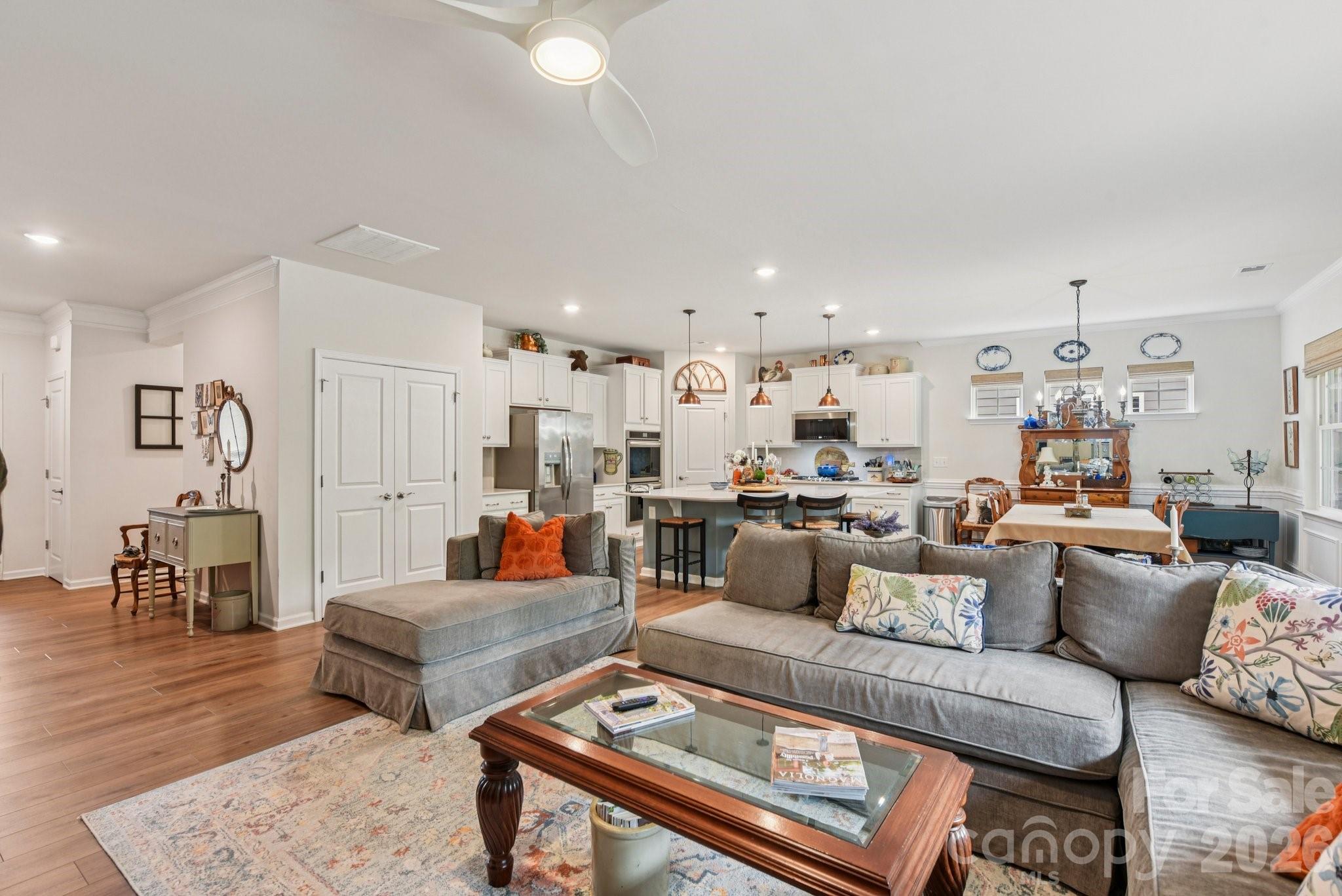 1328 Dali Boulevard — Mount Holly