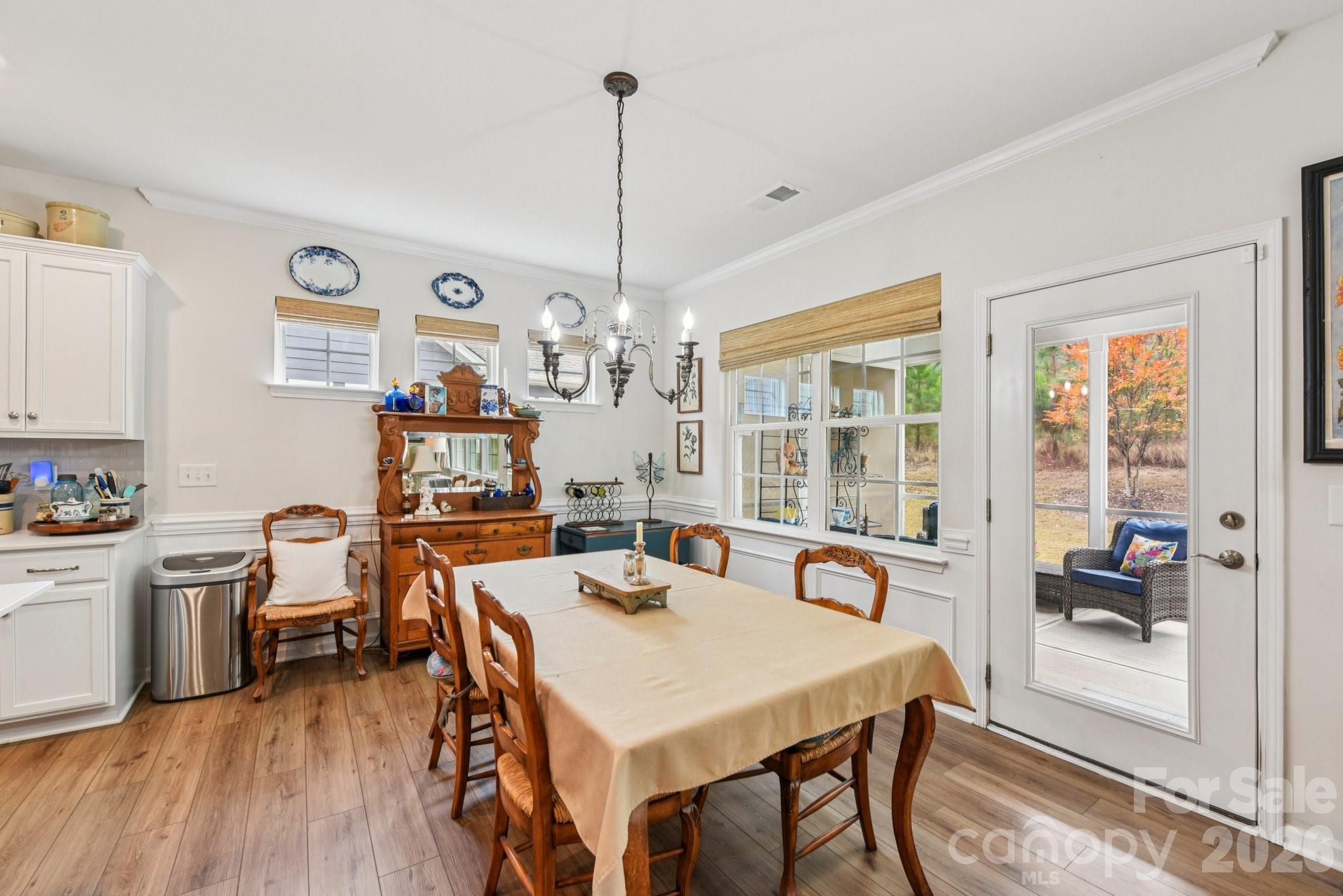1328 Dali Boulevard — Mount Holly