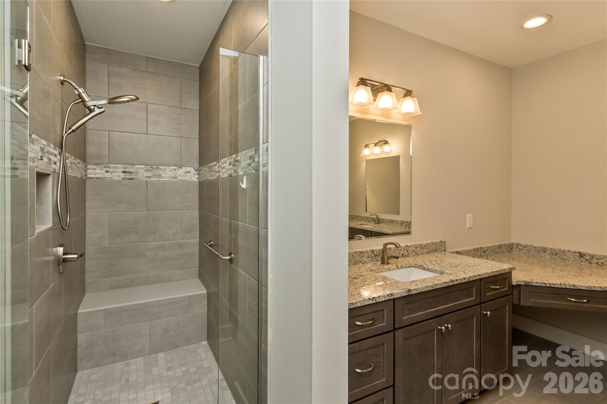 96 Copper Valley Lane — Hendersonville