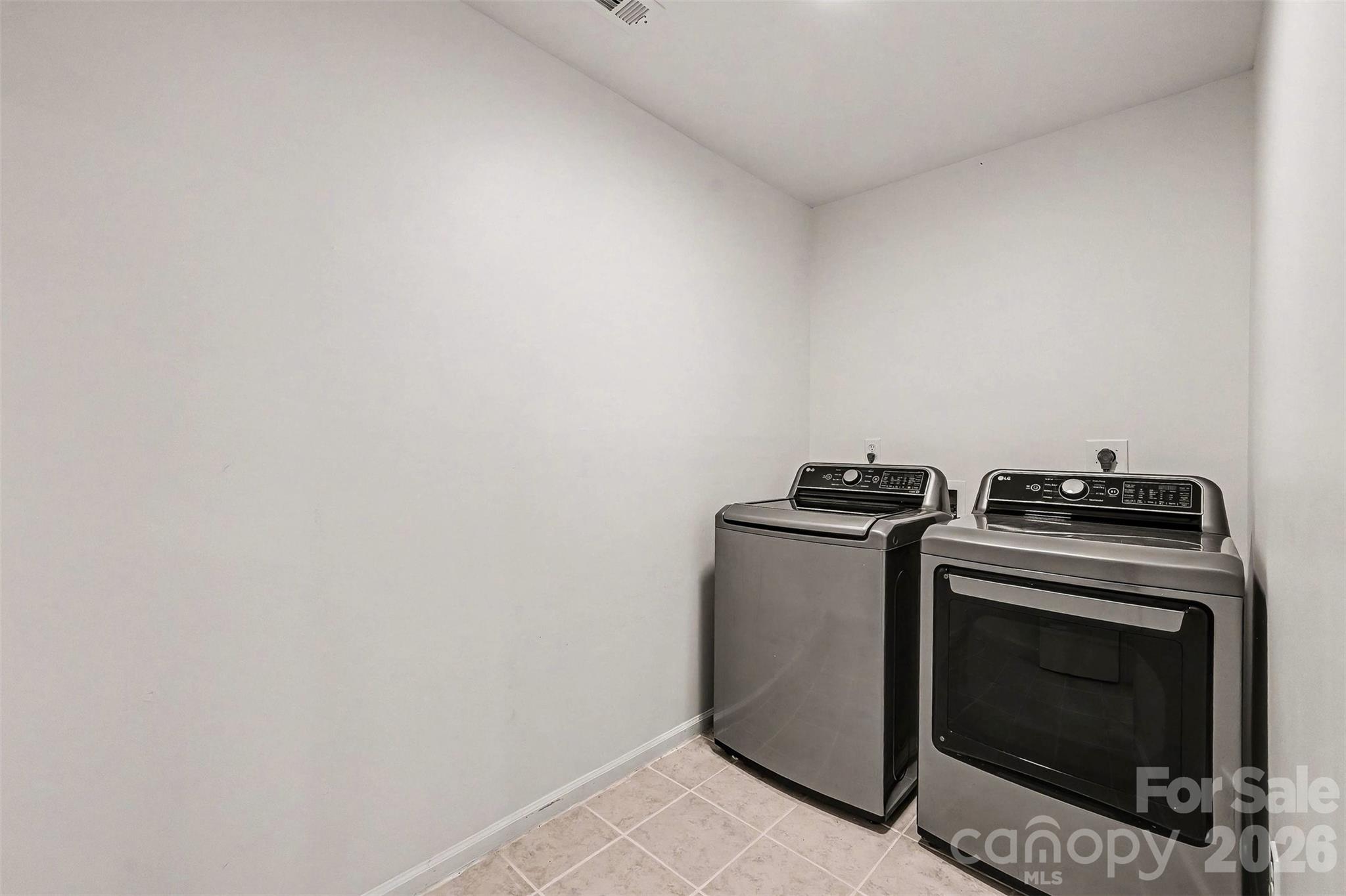 6752 Allness Glen Lane — Charlotte