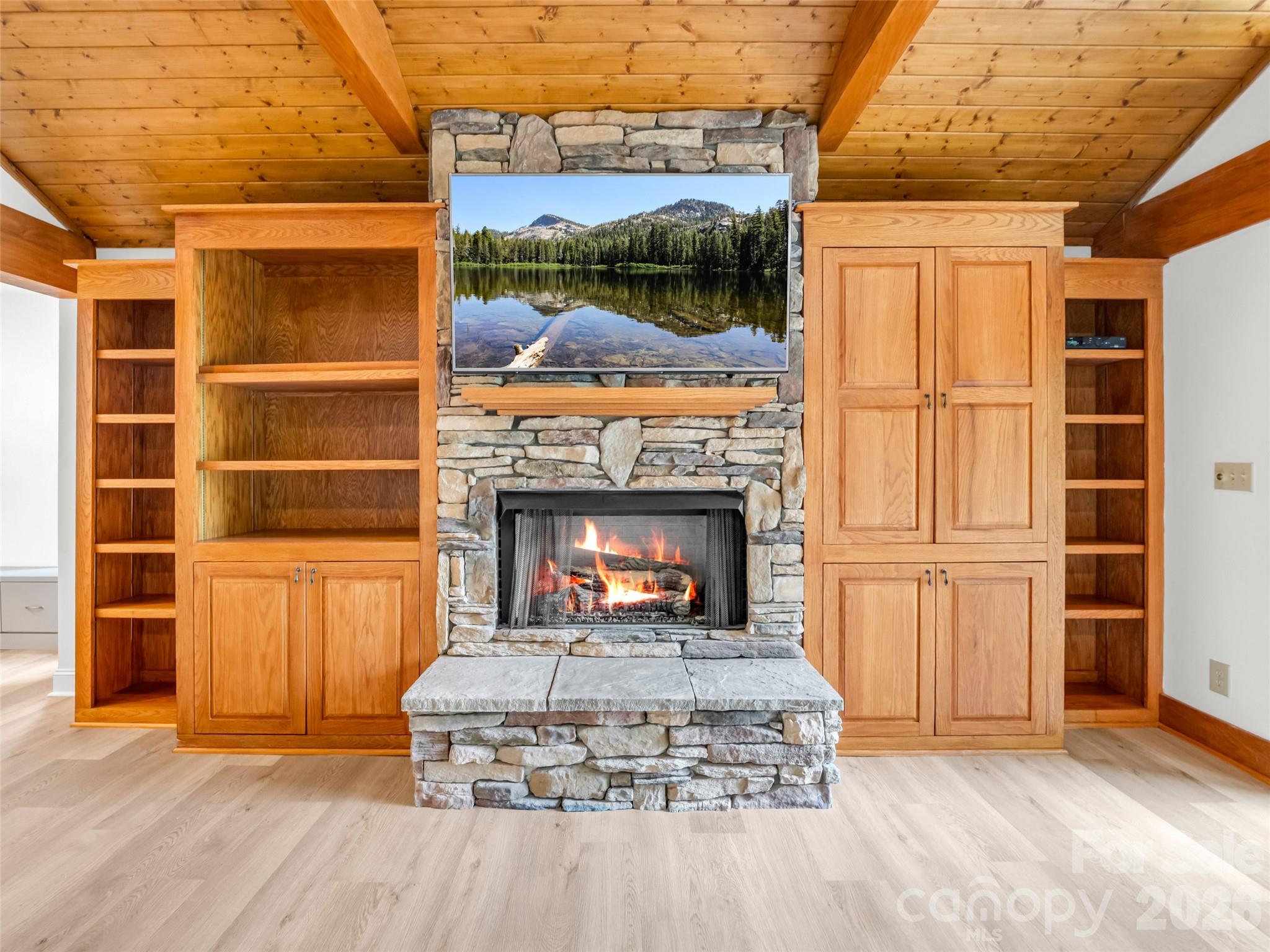 104 Lakeridge Road — Lake Lure