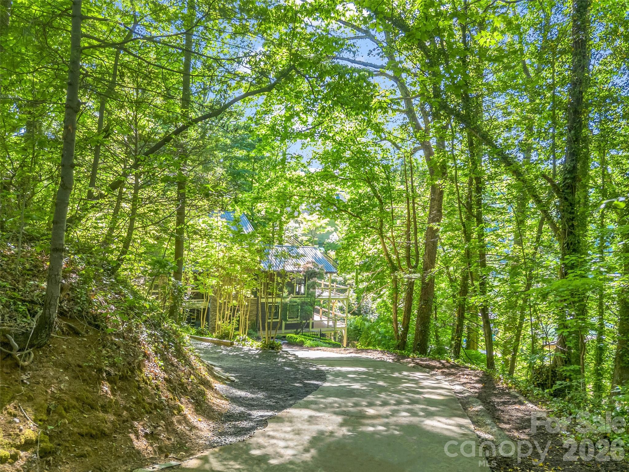 104 Lakeridge Road — Lake Lure
