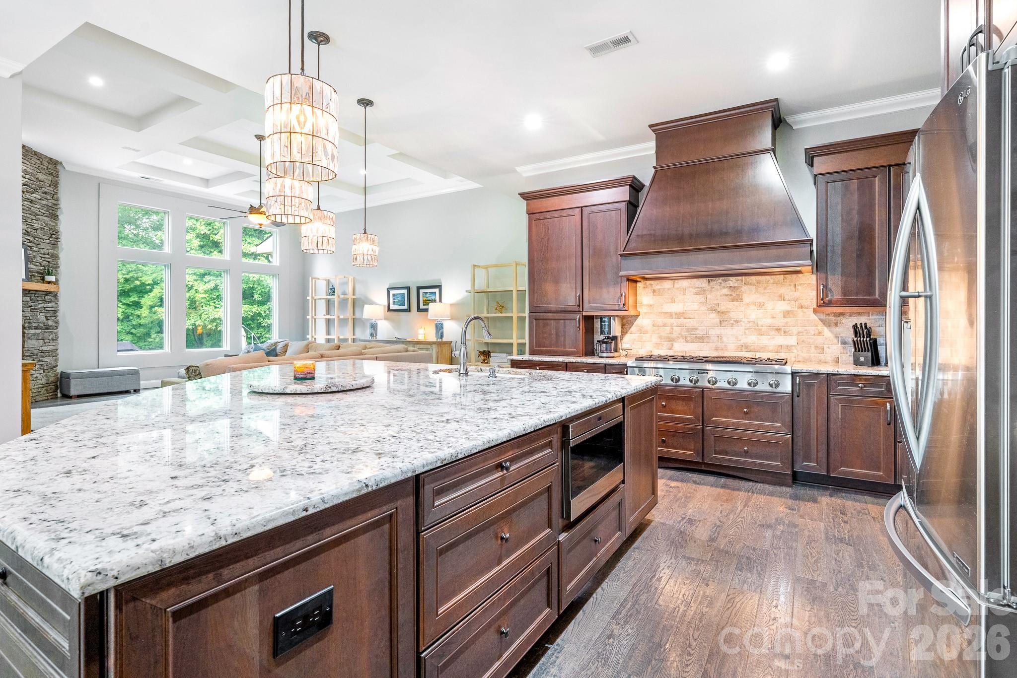 1206 Delaney Drive — Matthews