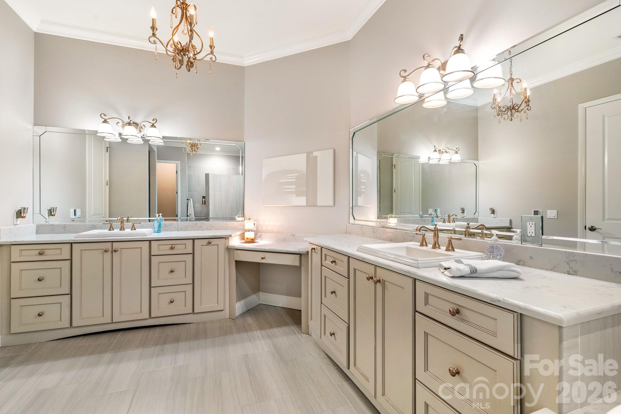 1206 Delaney Drive — Matthews